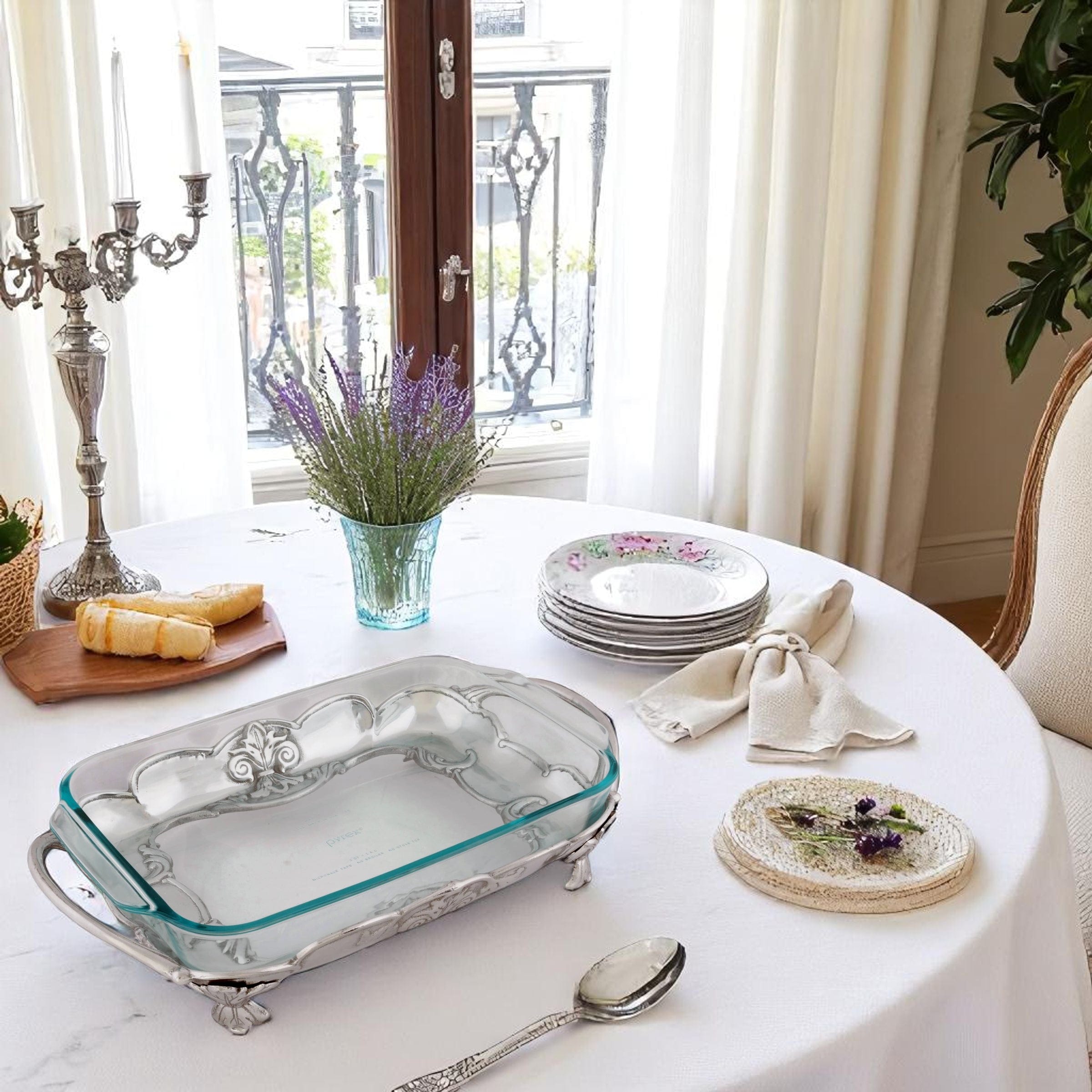 Fleur-De-Lis Pyrex Holder 3qt
