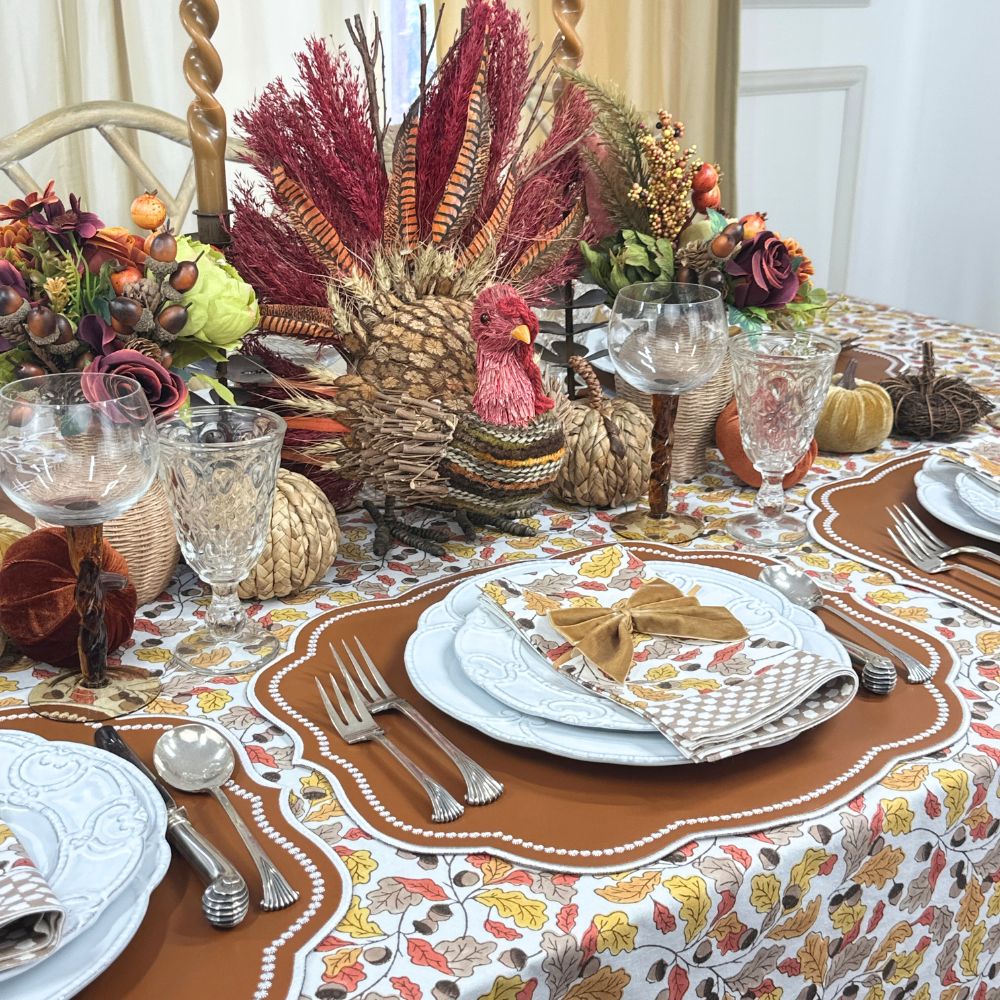 Acorns & Leaves - Tablecloth