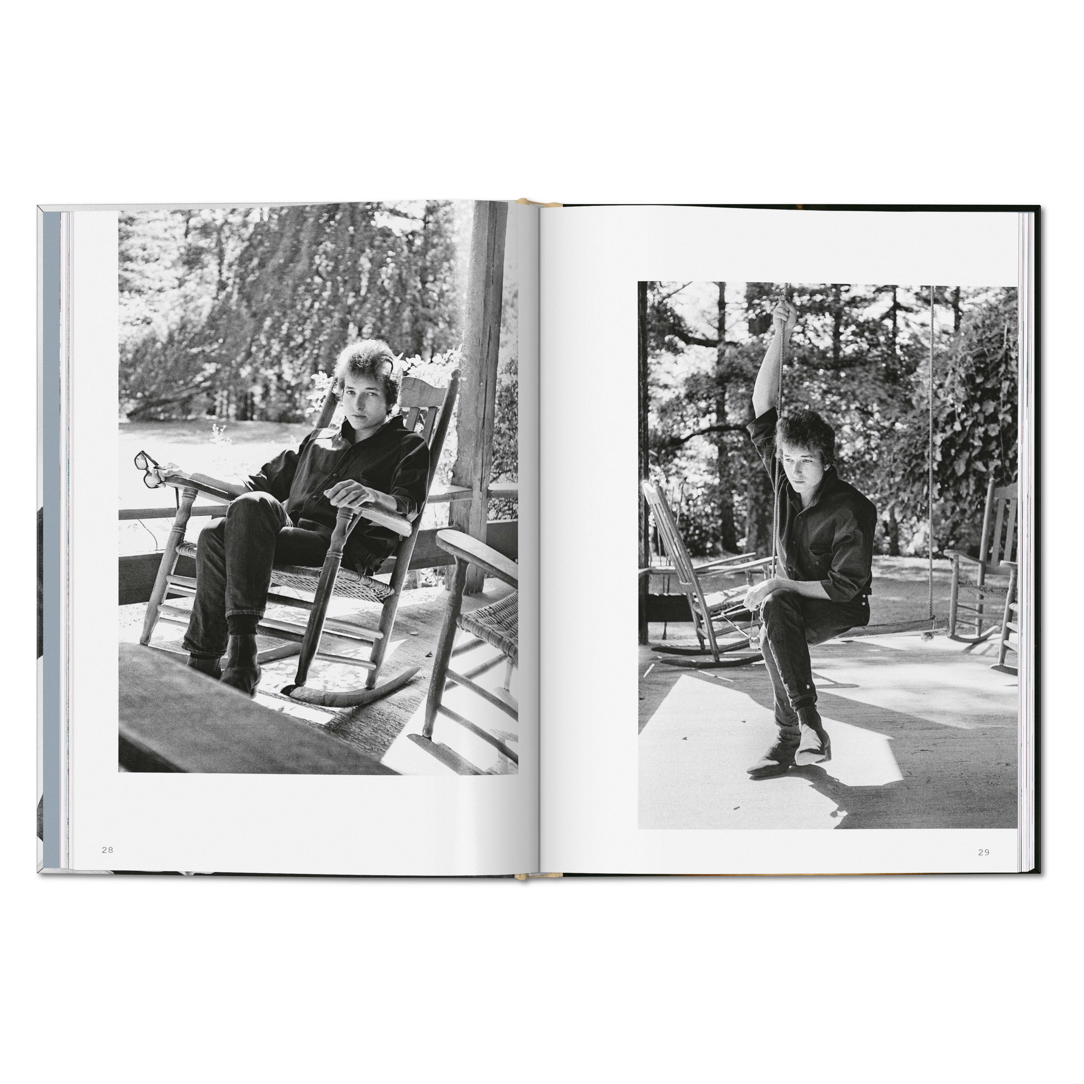 Daniel Kramer. Bob Dylan. A Year and a Day (English)
