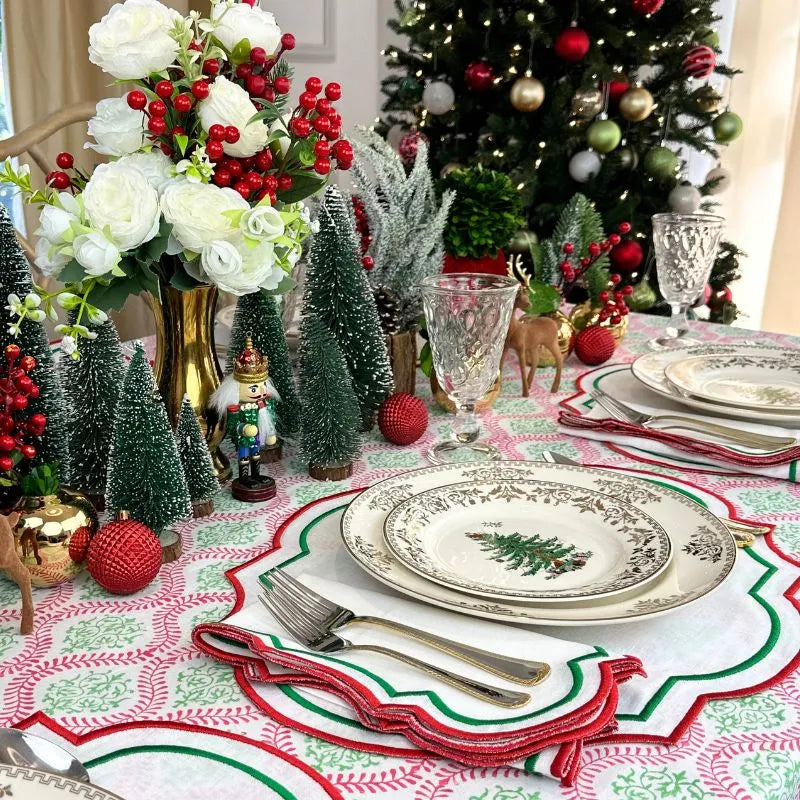 Studio Collection: Parker Placemats - Christmas (Set of 4) - The Mayfair Hall