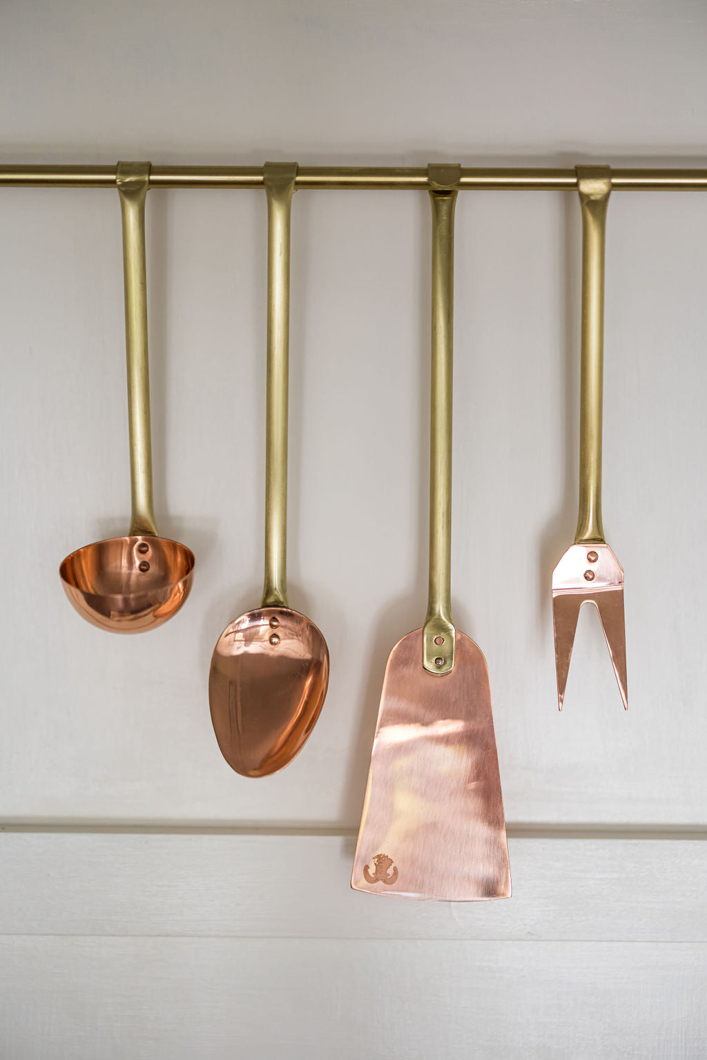 Utensil Hanging Rod