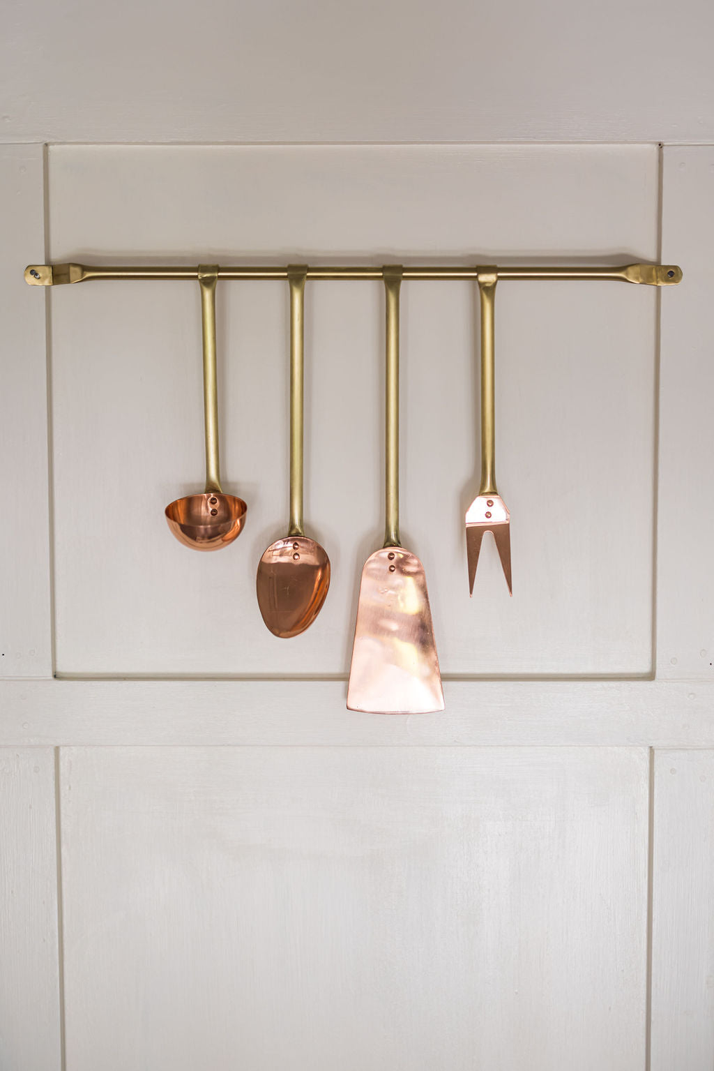 Utensil Hanging Rod