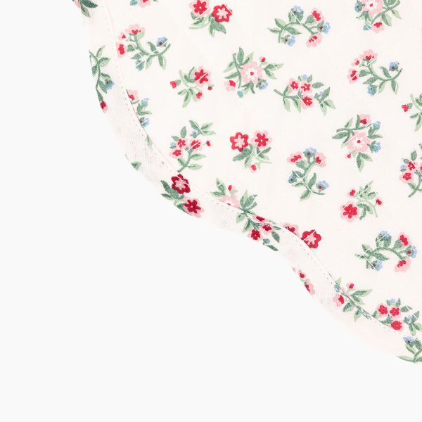 Mildred Floral Cream Round Scalloped Placemat