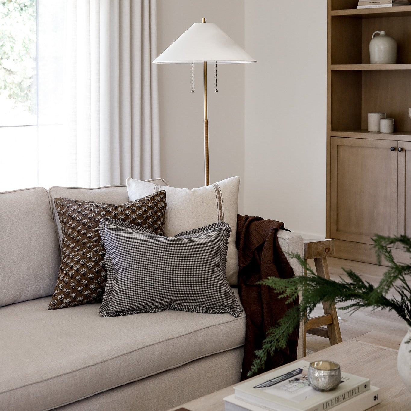 Alder Pillow Cover - Thumbnail 4