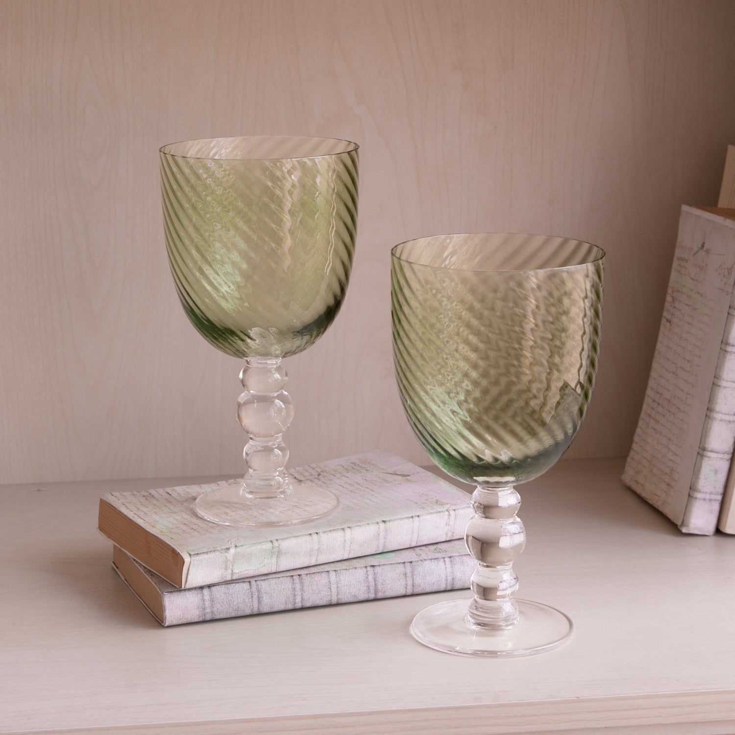 GLASS French Swirl All Purpose Set of 4 (Green)