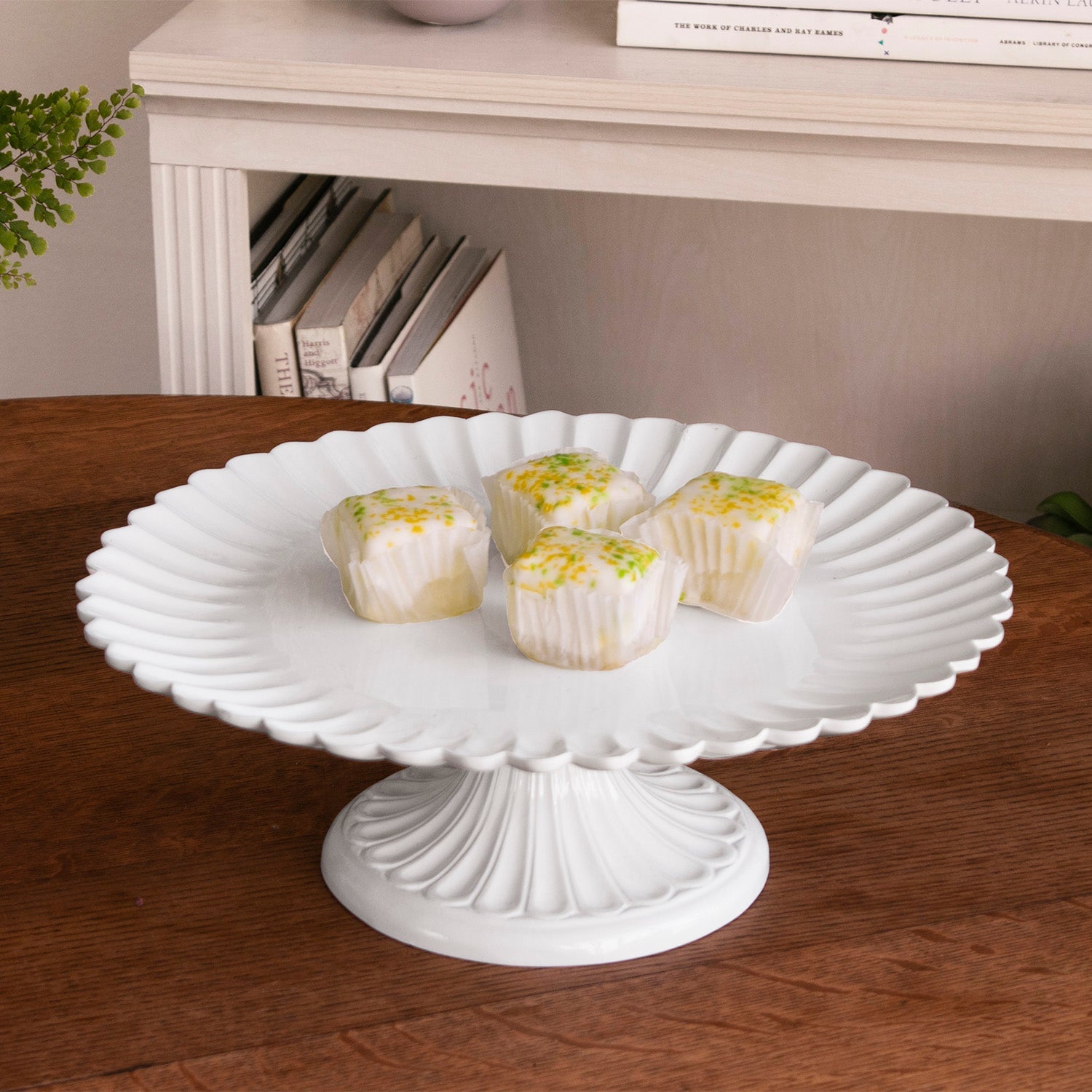 VIDA Vienna Pedestal Cake Plate White