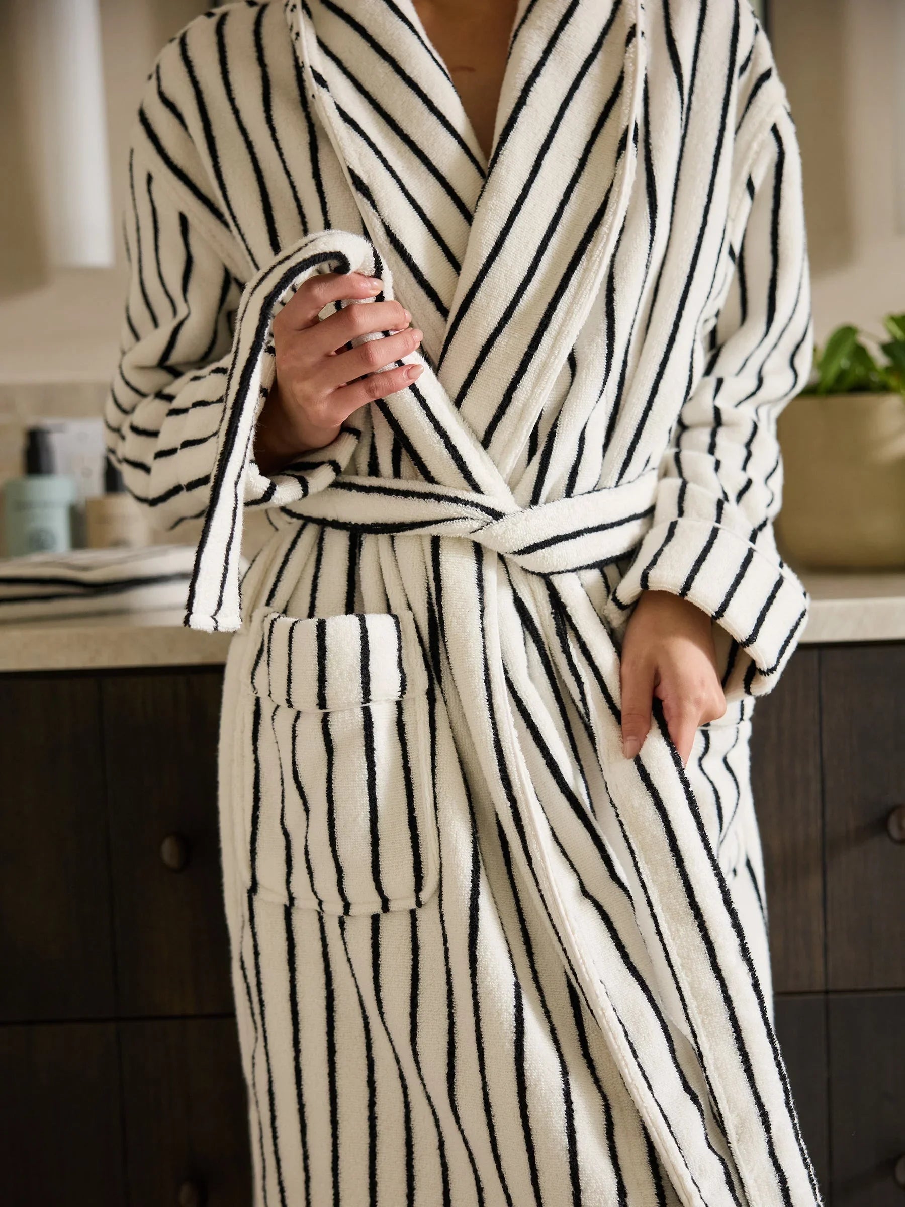 Luxe Bath Robe - The Mayfair Hall