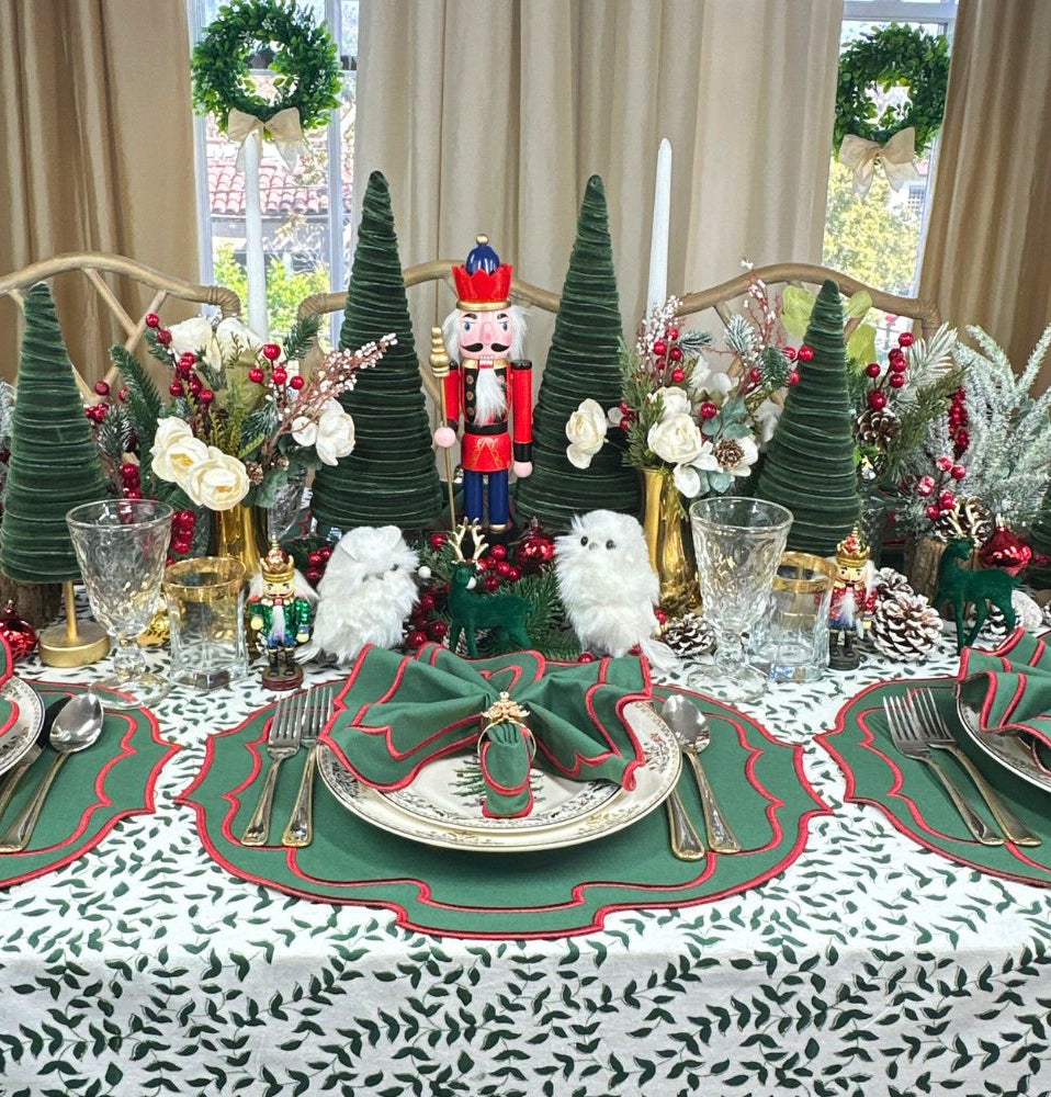 Green Christmas Belle Napkin (Set of 4)