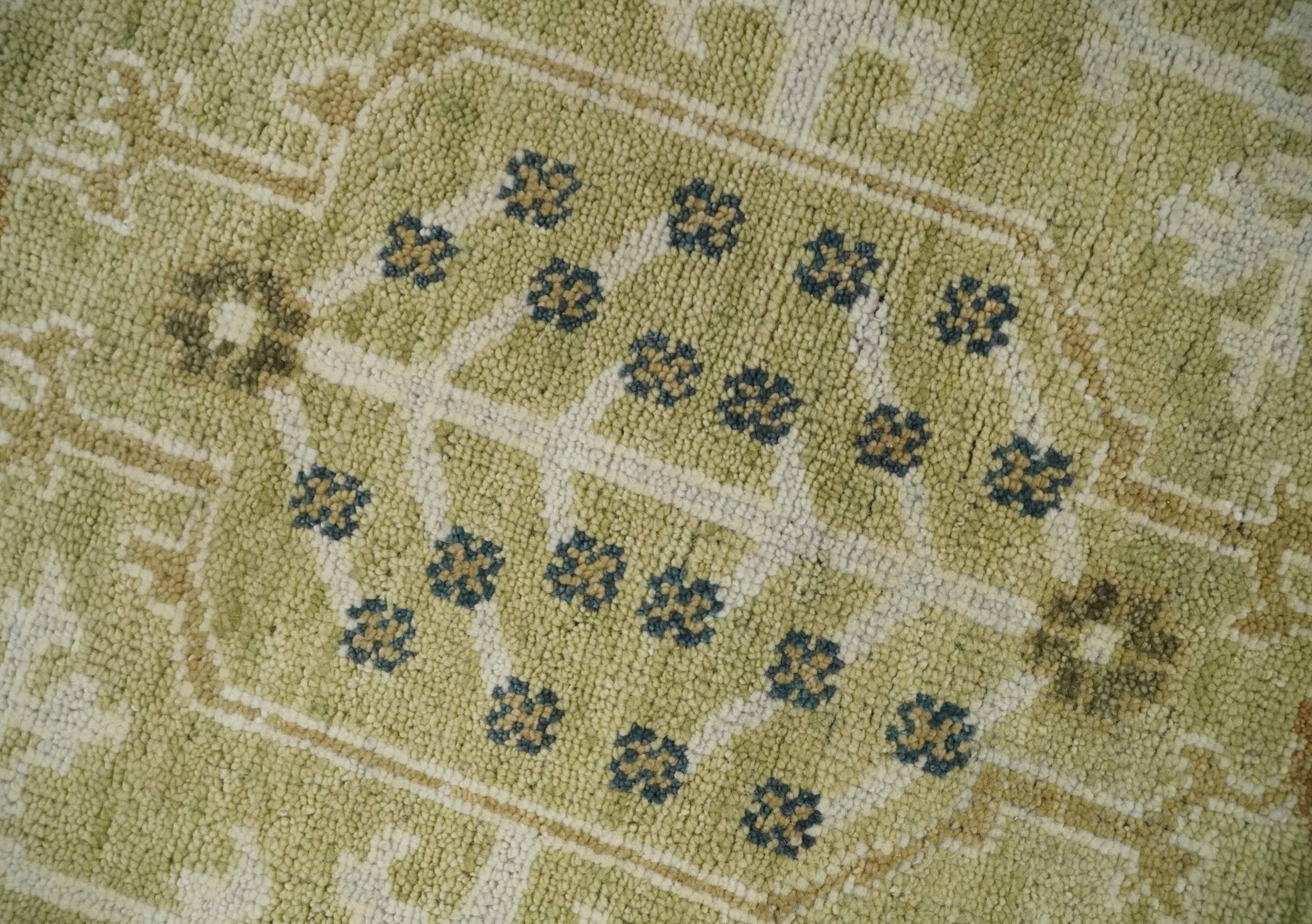 5x8, 6x9, 8x10, 9x12, 10x14 and 12x15 Hand Knotted Olive, Silver and Beige Traditional Persian Vintage Heriz Serapi Wool Rug | TRDCP746 - The Rug Decor