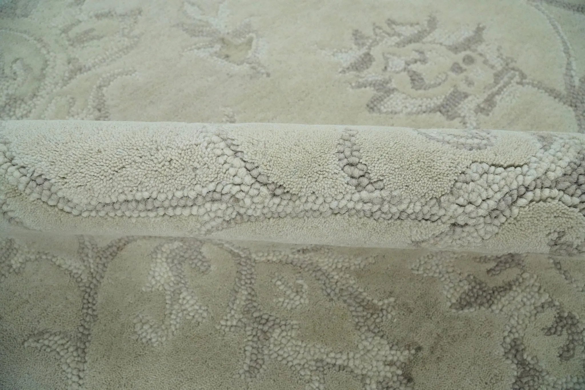 5x8 and 8x11 Handmade Area rug made with fine Wool Area Rug | TRD6381B