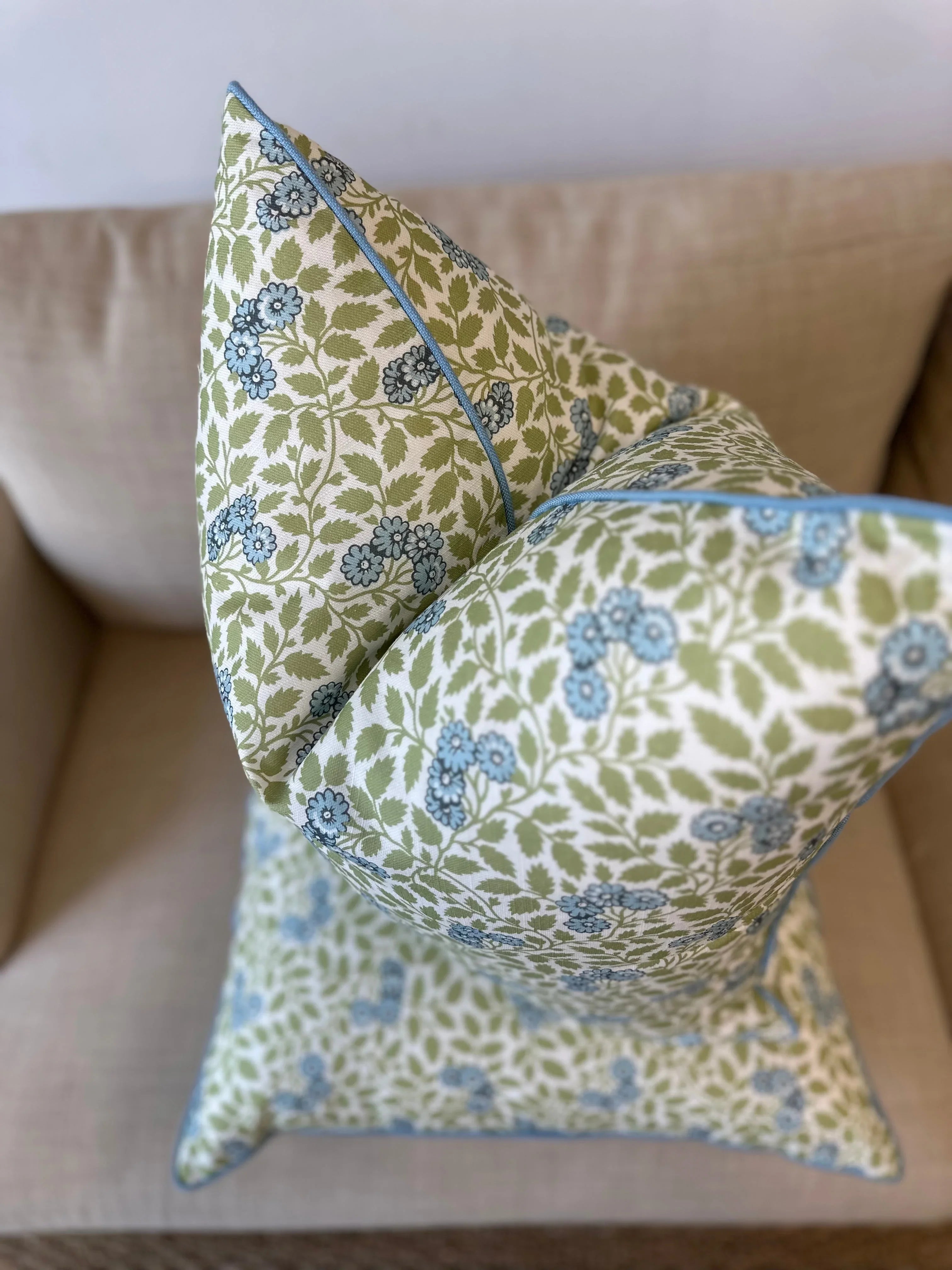 Maggie Pillow in Sanctuary & Eloise - The Mayfair Hall