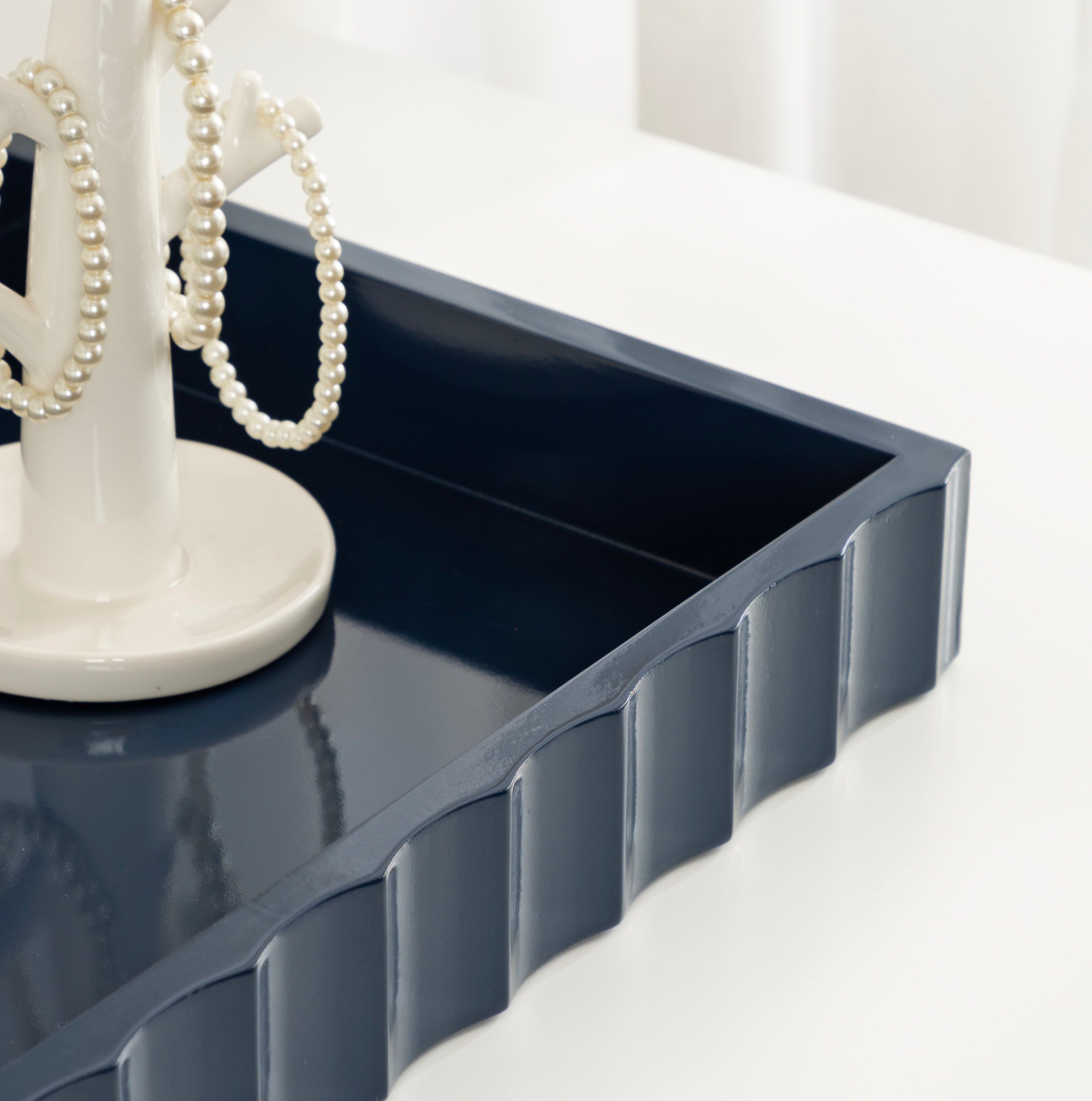 Lissi Rectangle Tray