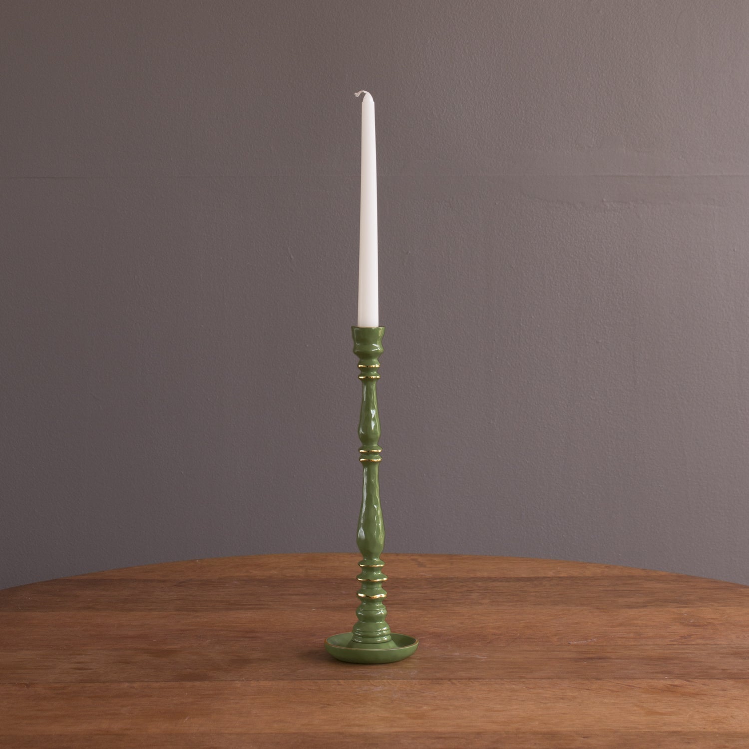 ENCANTO Crosby Small Candlestick Holder (Leaf Green)