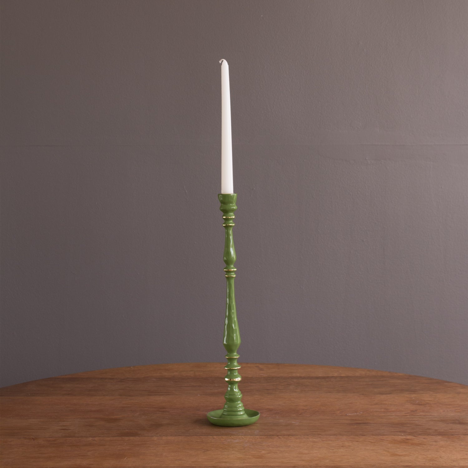 ENCANTO Crosby Medium Candlestick Holder (Leaf Green)