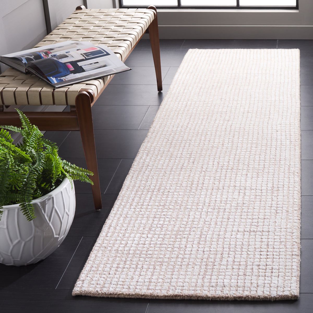 Abstract Modern Hand Tufted Area Rug in Ivory and Beige