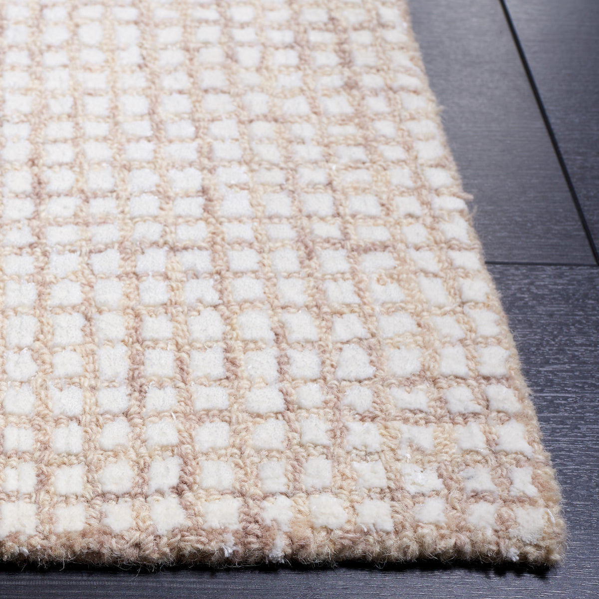 Abstract Modern Hand Tufted Area Rug in Ivory and Beige