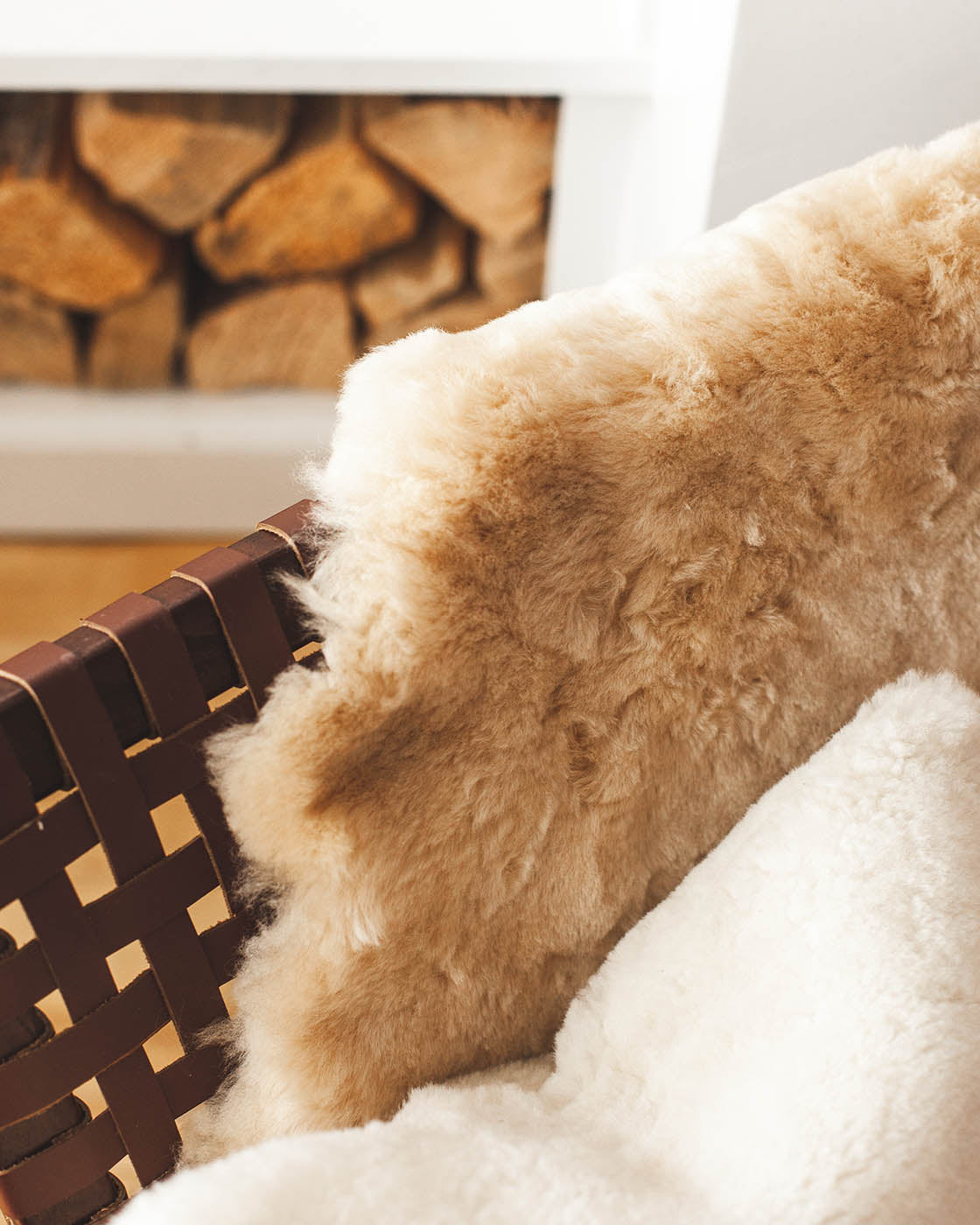 Farmhouse Pottery Sheepskin - Thumbnail 5