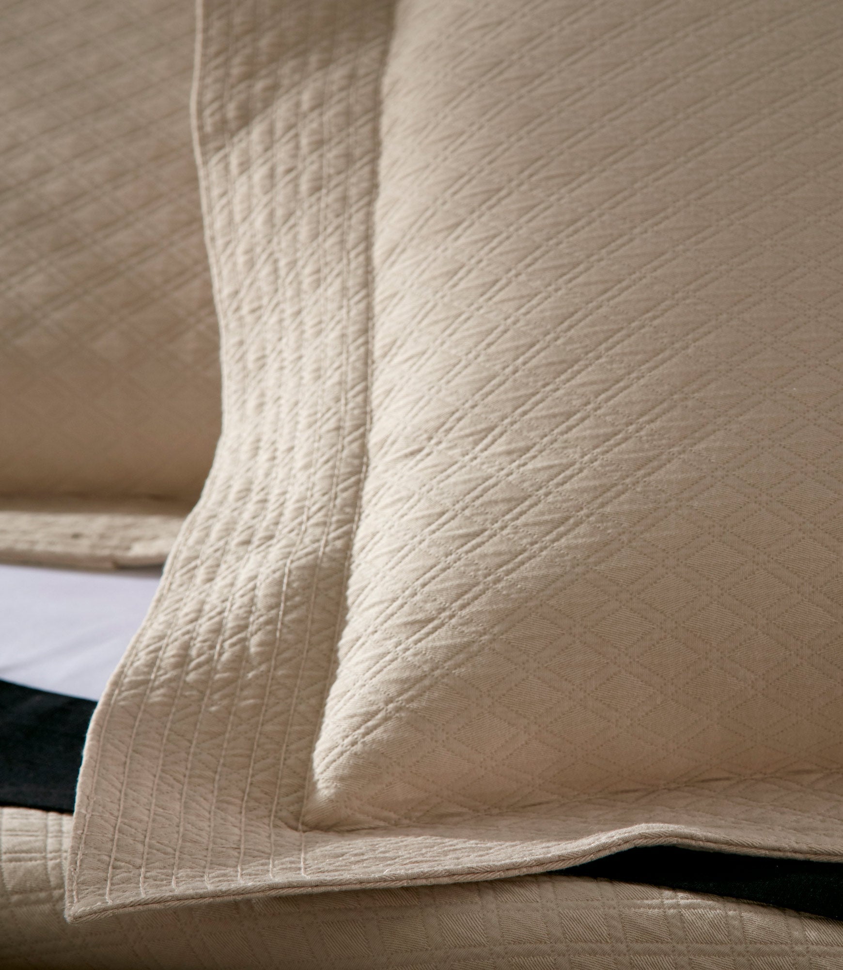 Alyssa Matelassé Sham