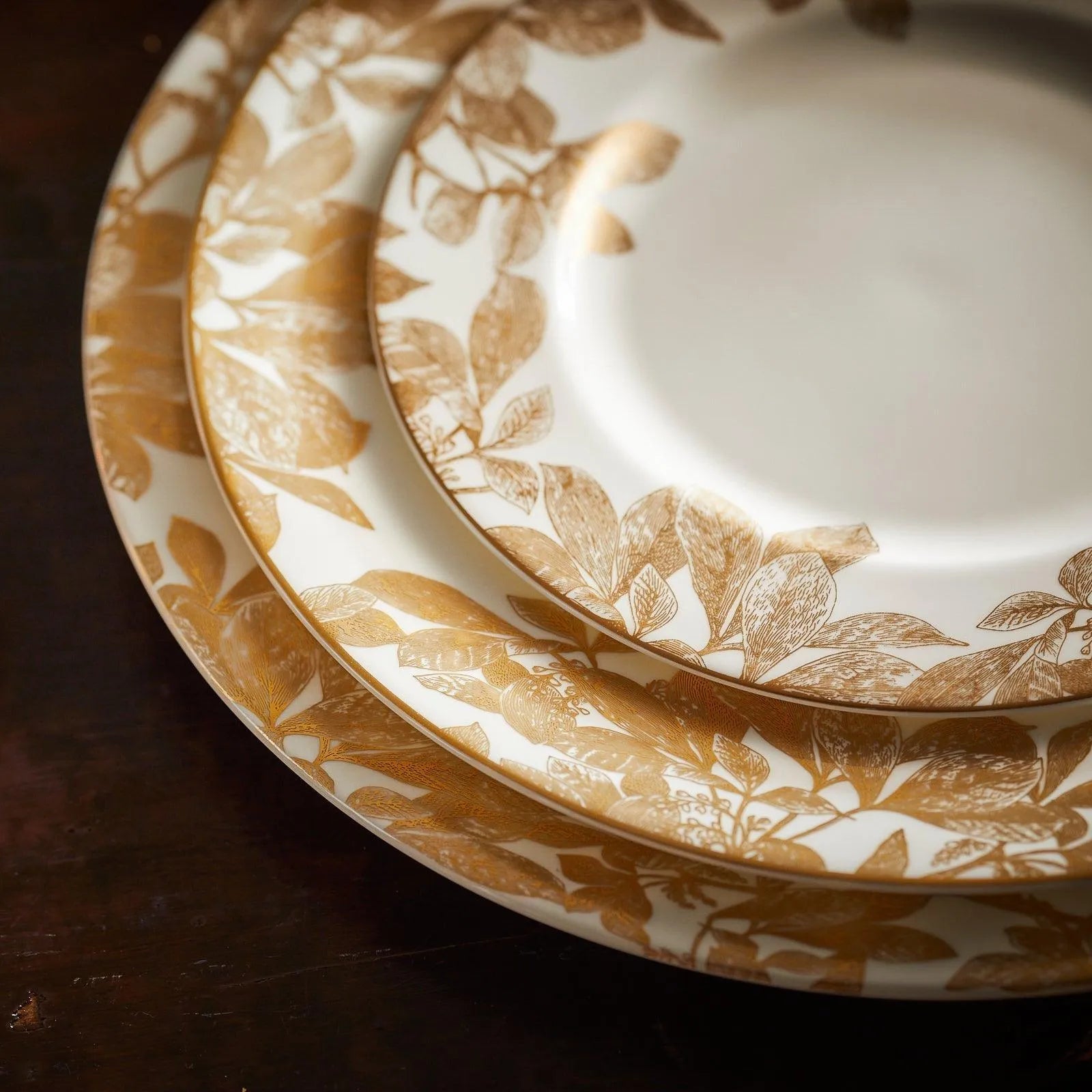 Caskata Wholesale Arbor Rimmed Charger Plate