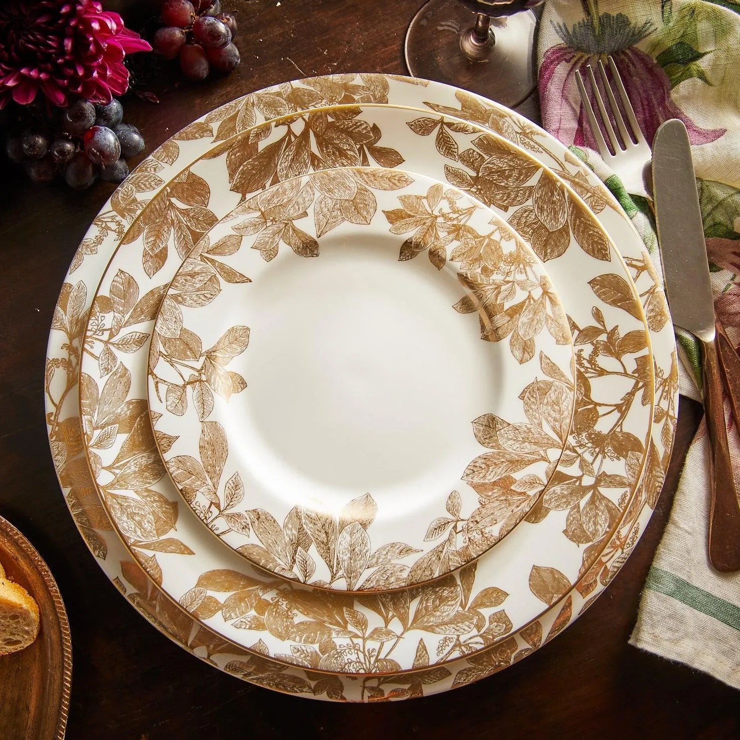 Caskata Wholesale Arbor Rimmed Charger Plate