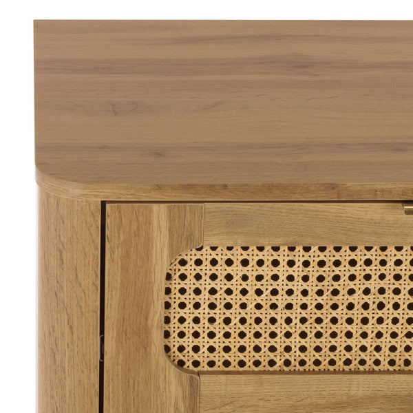 Brey 3 Drawer Chest in Oak