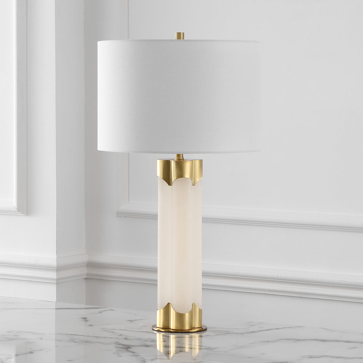 Chavez Alabaster Table Lamp in White and Gold