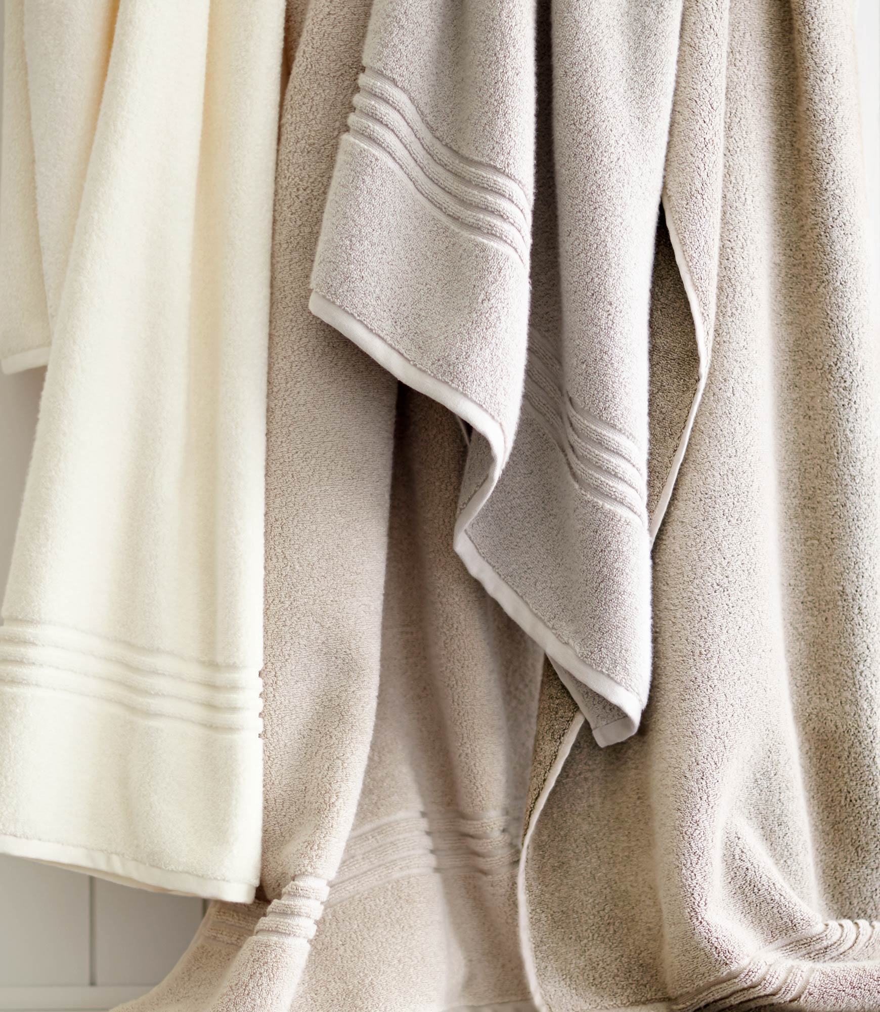 Chelsea Cotton Bath Towel With a Wide-ribbed Dobby