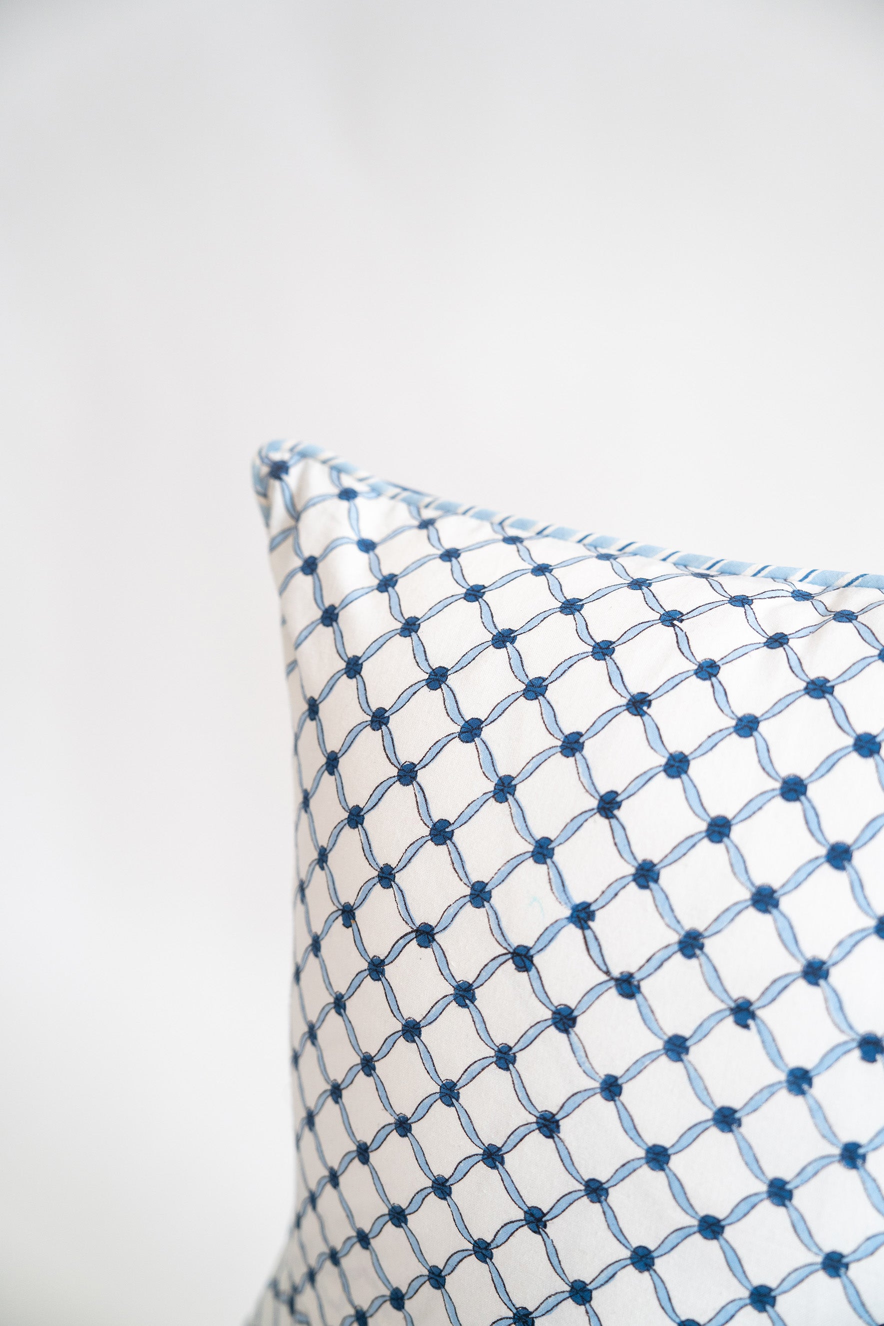 Inner Child Botanical Study Blockprint Pillow - Thumbnail 2