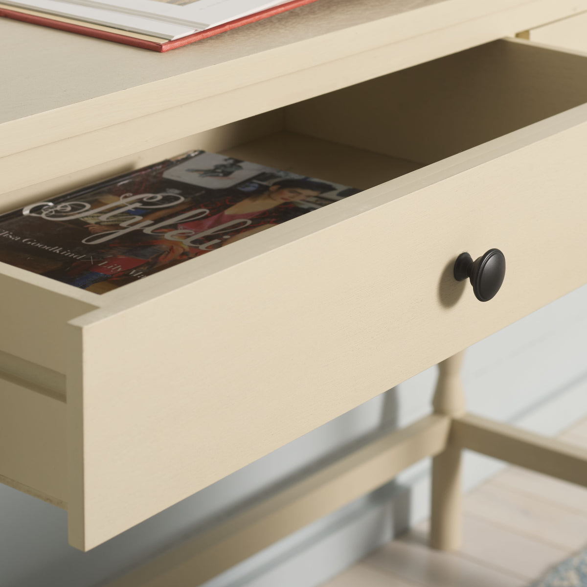 Astaroth Desk in Sand