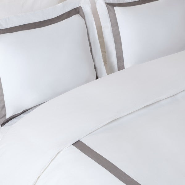 Bold Hotel Duvet Cover Set in White with Gray Fabric Border (3 pieces)