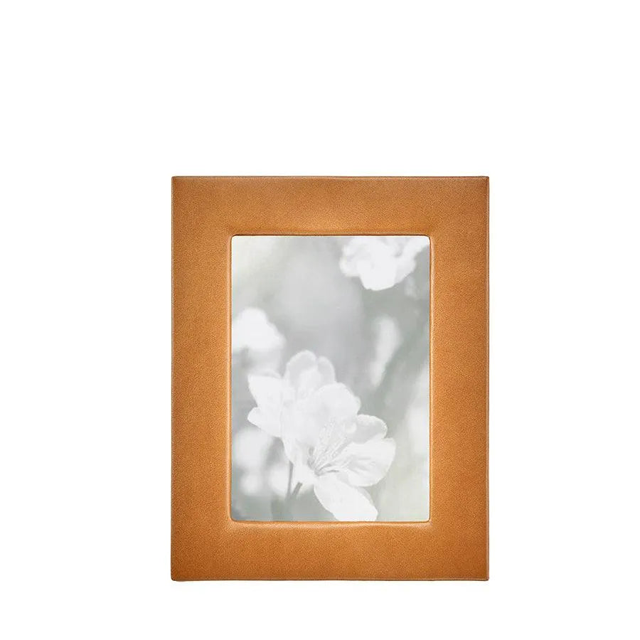 Graphic Image 5" x 7" Studio Frame