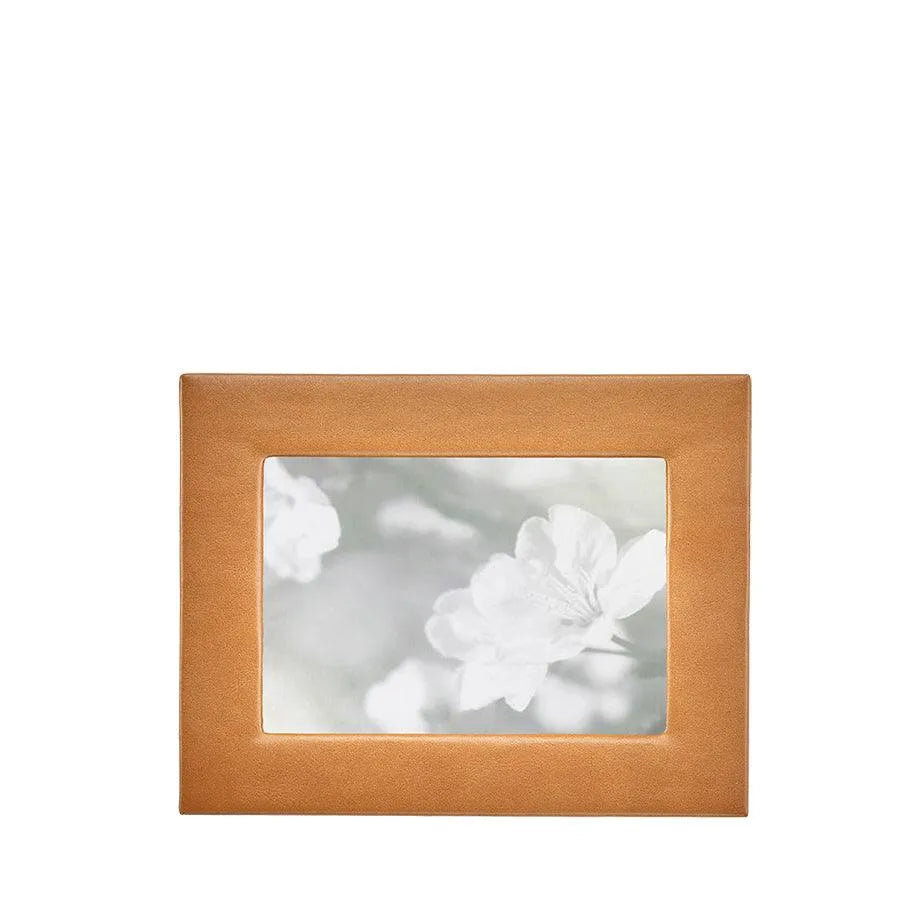 Graphic Image 5" x 7" Studio Frame
