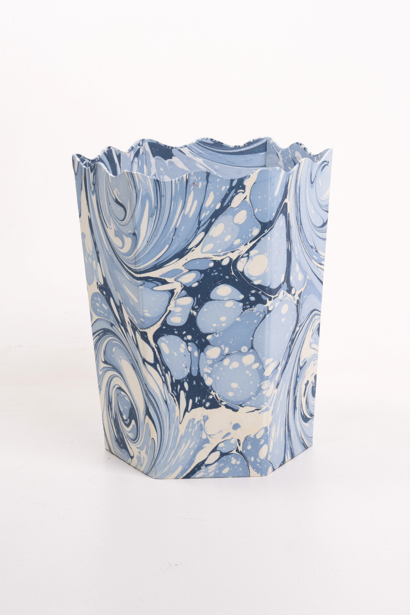 Hand-Marbled Scallop Waste Bin / Storage Bin in Ocean Wave