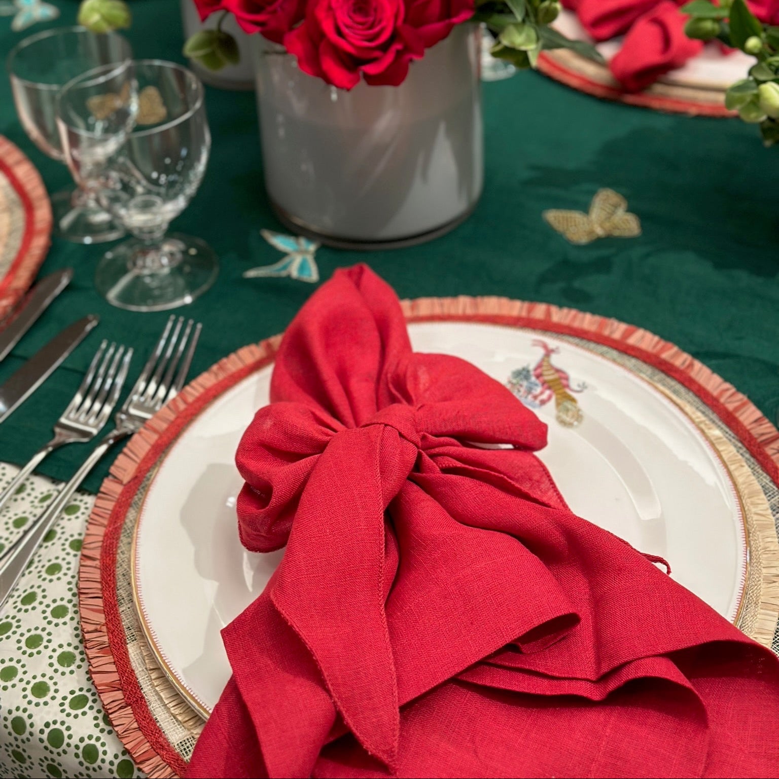 Bow Berry Red Linen Napkin (Set of 2)