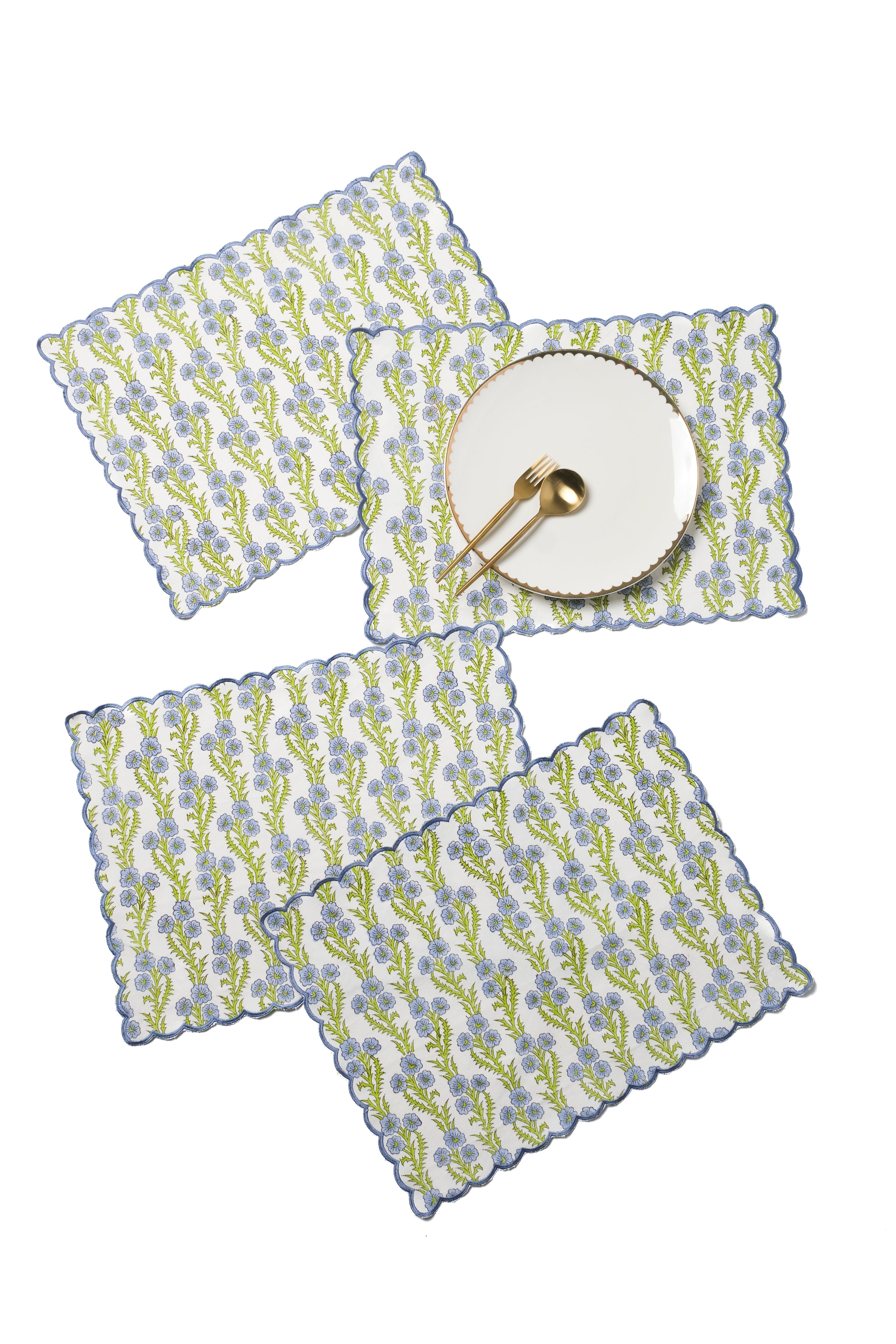 Forget-Me-Not Scallop Embroidered Blockprint Placemat