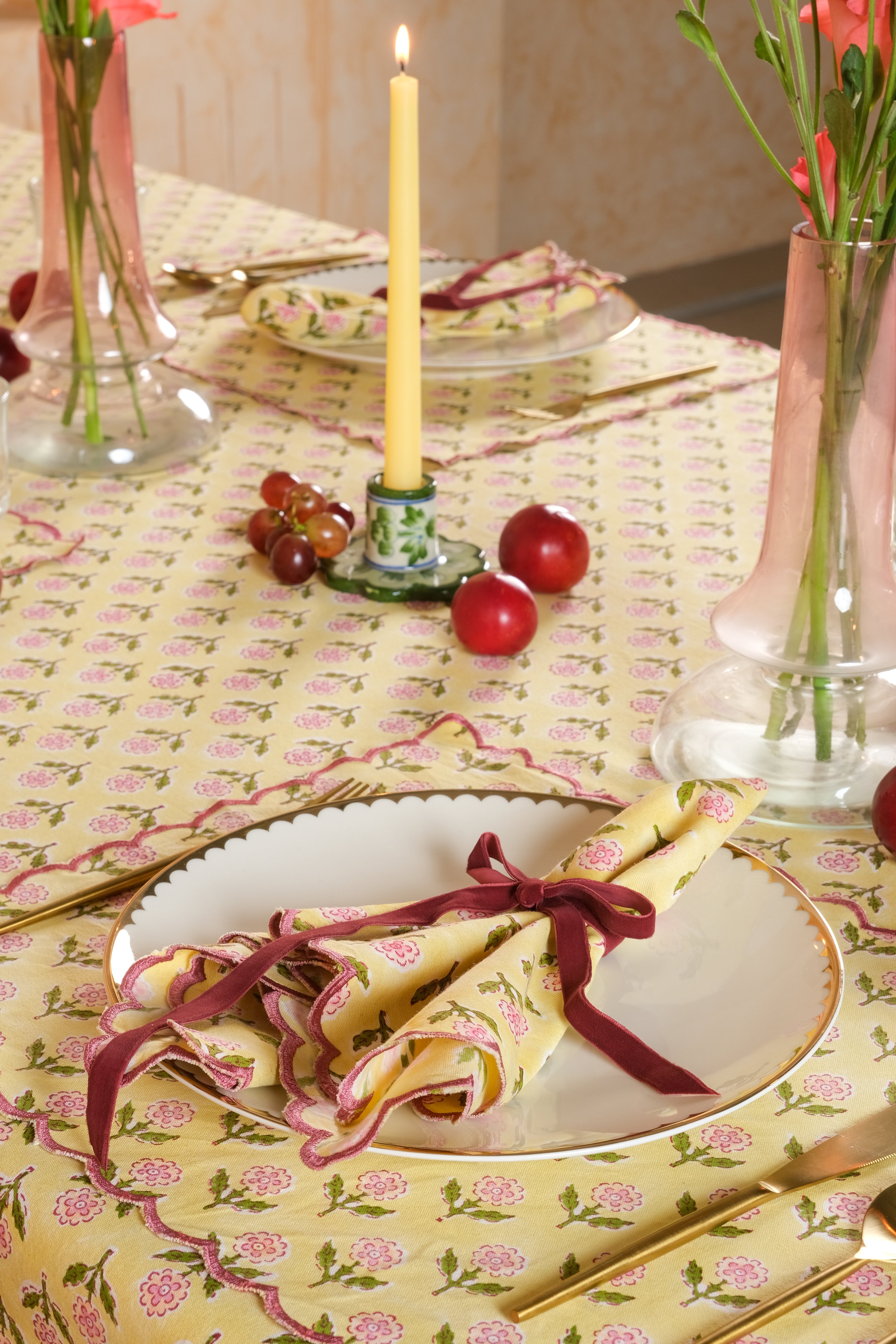 Mona Scallop Embroidered Blockprint Placemat in Butter Yellow