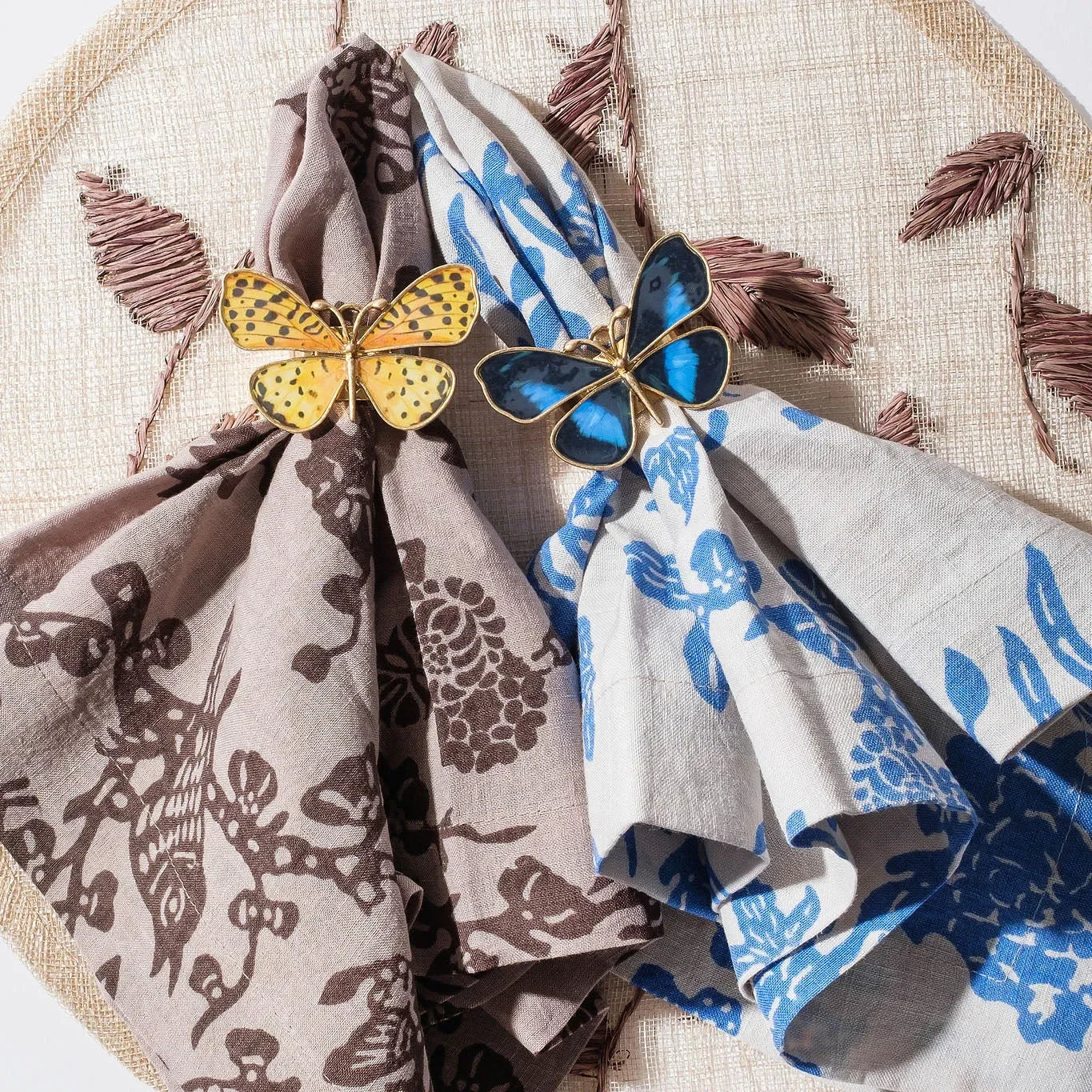 Garden print napkin, blue, set of two - The Mayfair Hall