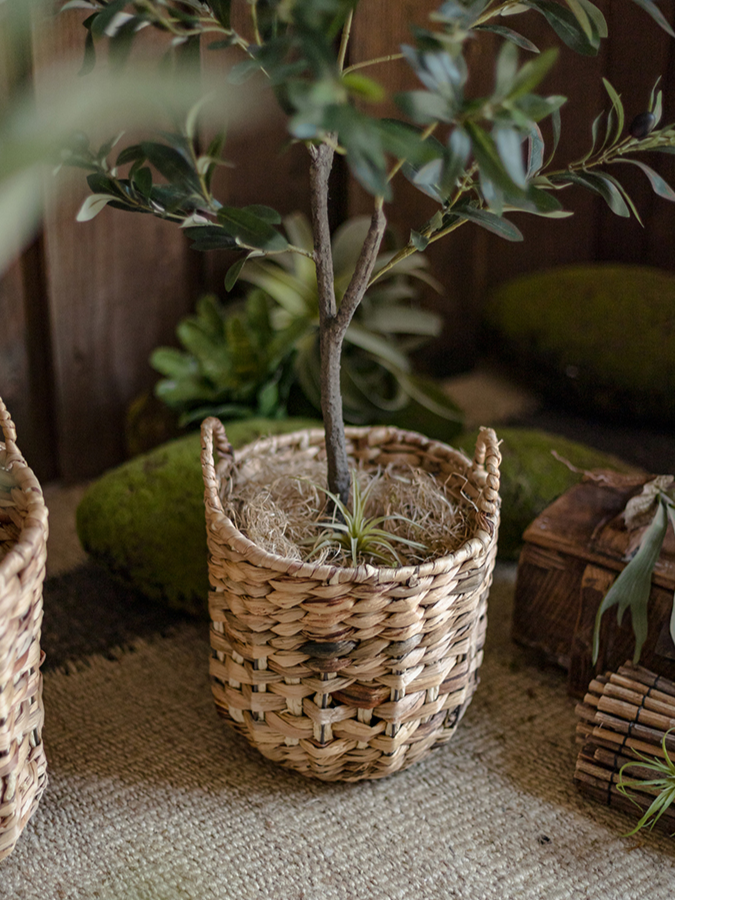 Natural Straw Round Basket in Khaki with Handles