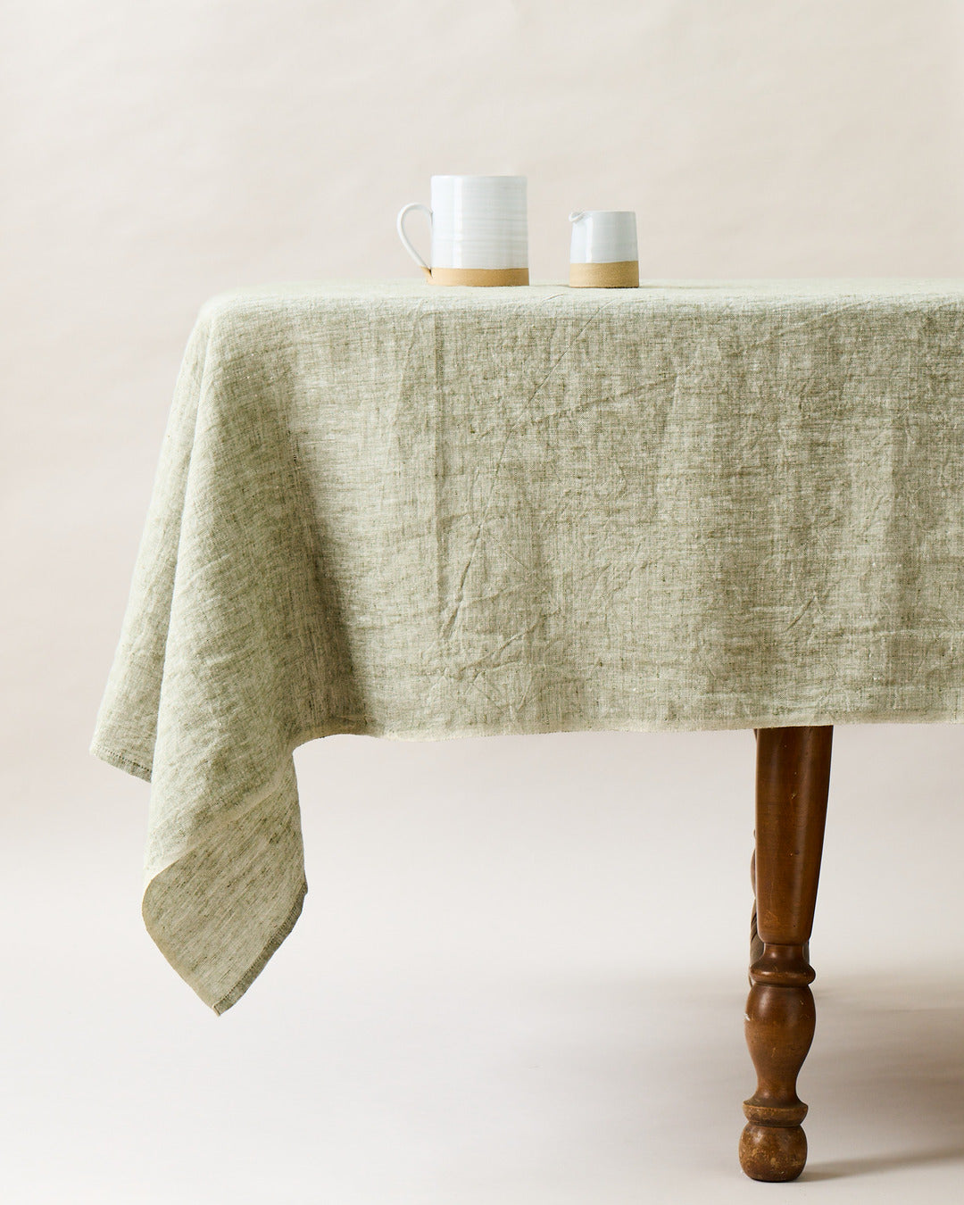 Farmhouse Pottery Washed Linen Tablecloth - Thumbnail 3