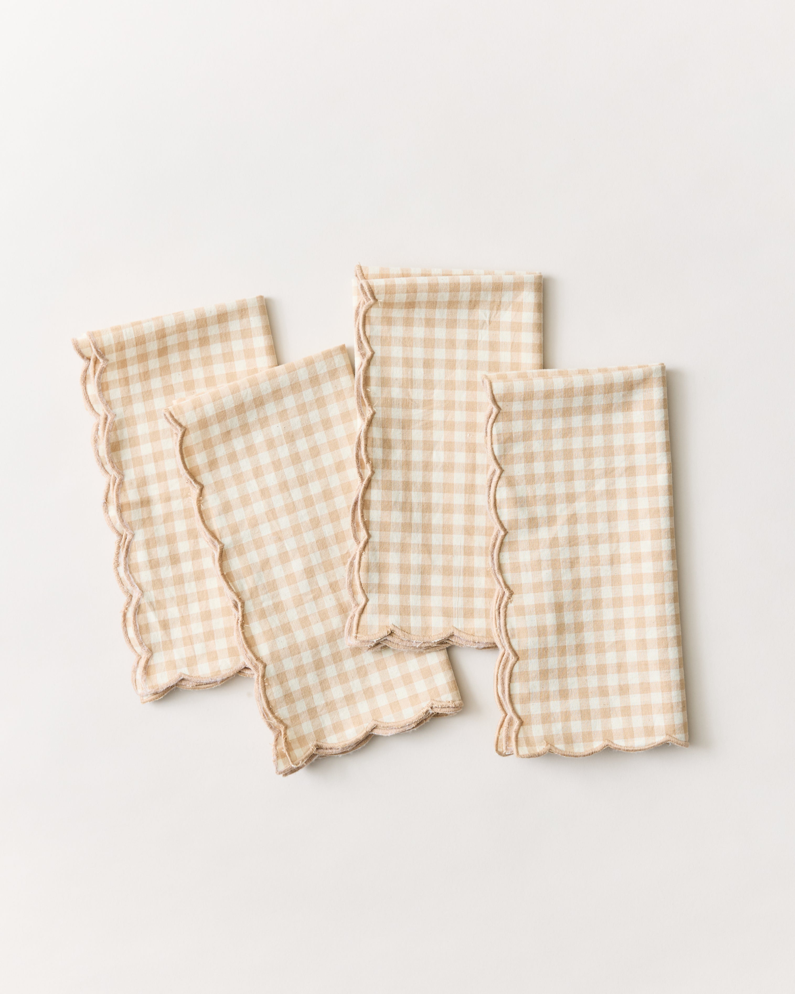 Petite Gingham Scalloped Napkins