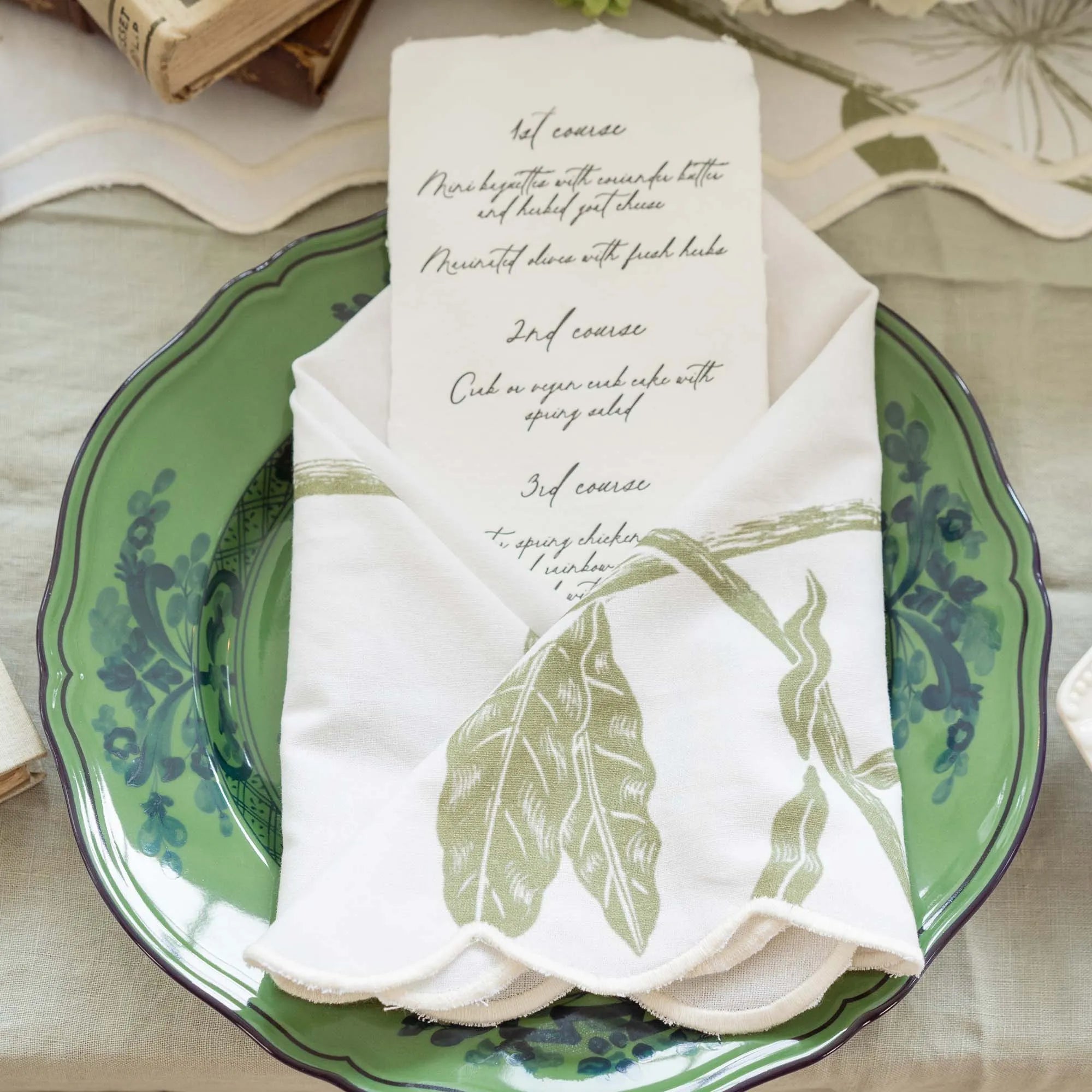 Storytime Dahlias Dinner Napkins - Set of Four - The Mayfair Hall