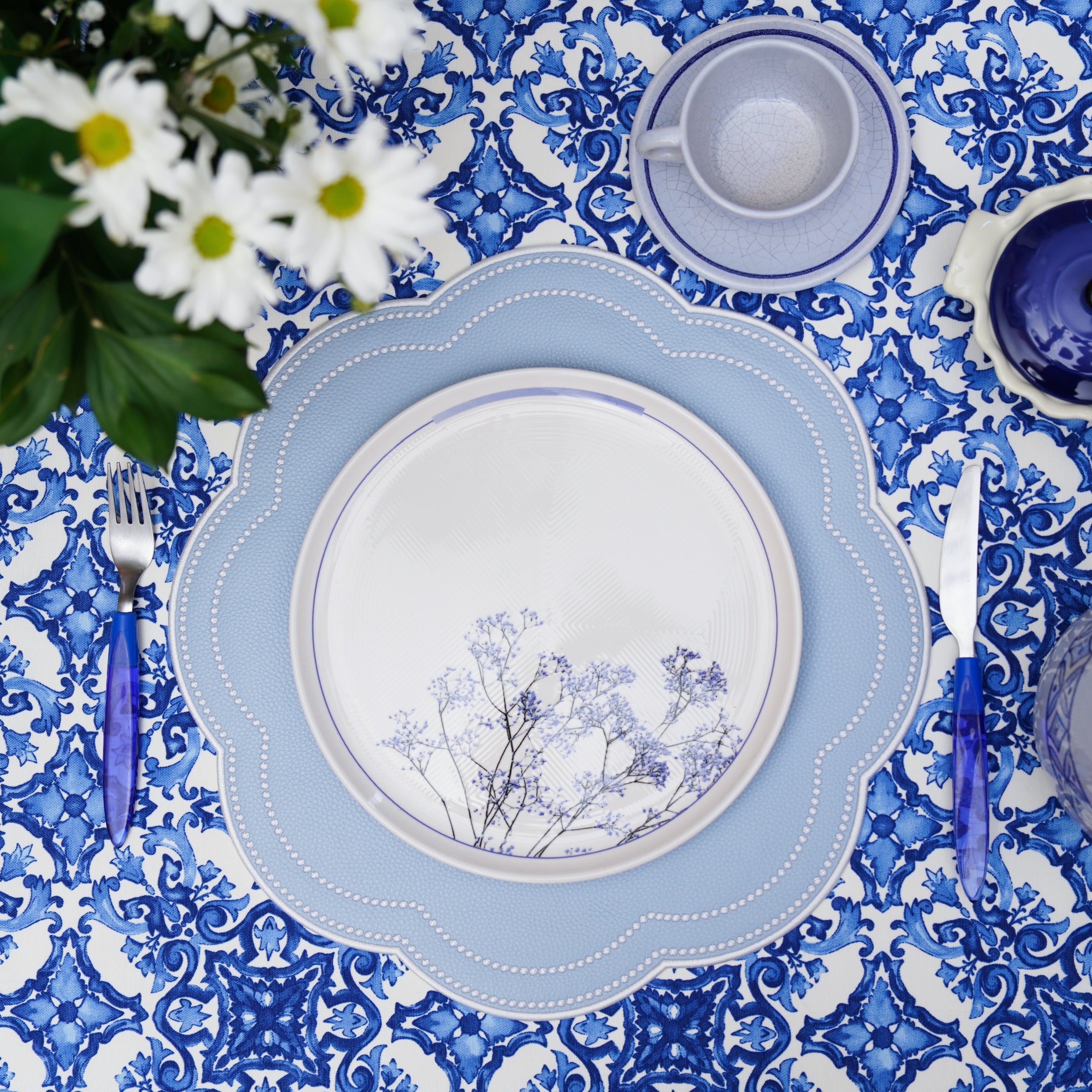 NURTURE SKY BLUE SCALLOPED FAUX LEATHER PLACEMAT