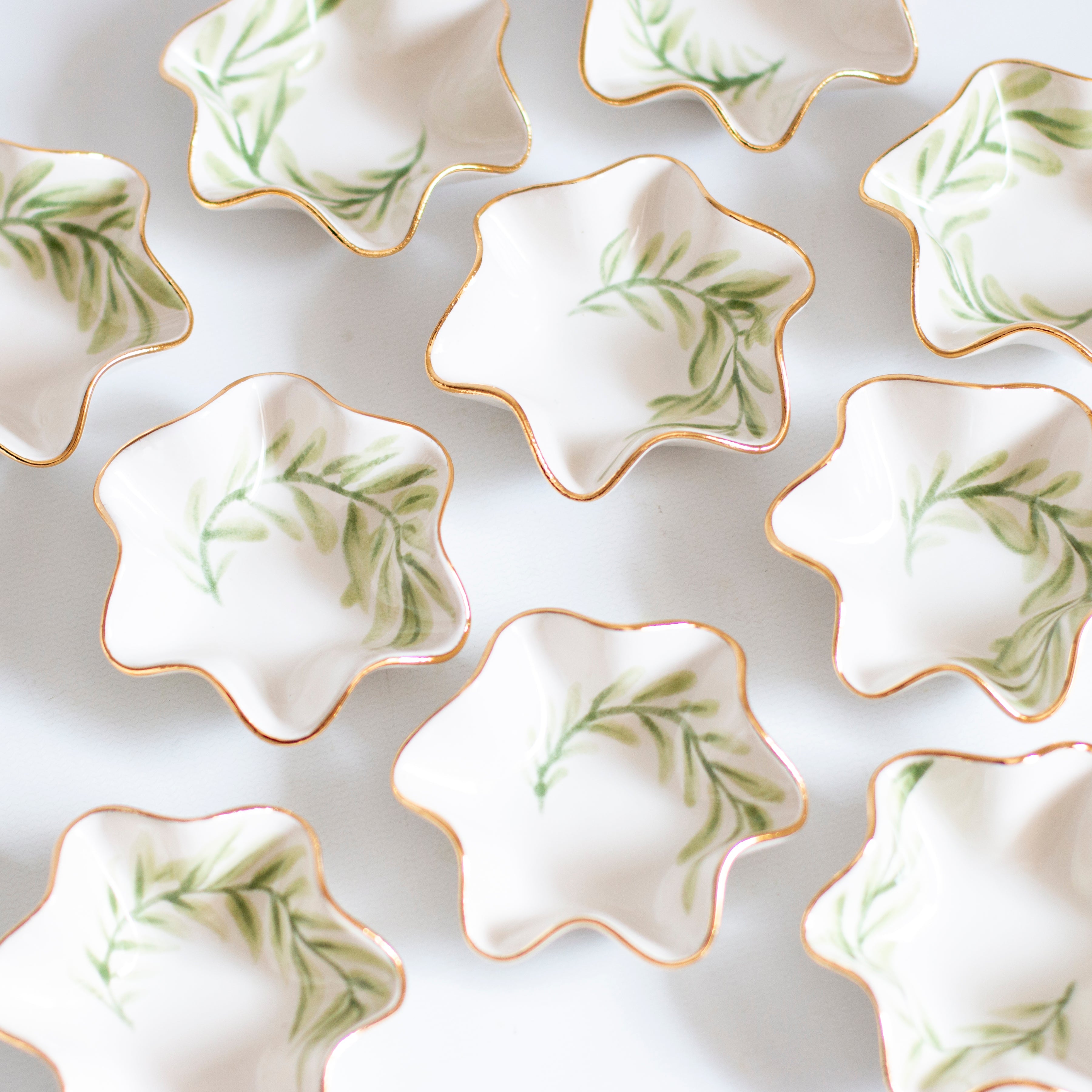 Ami Olive Branch Wavy Bowl - Ring Dish