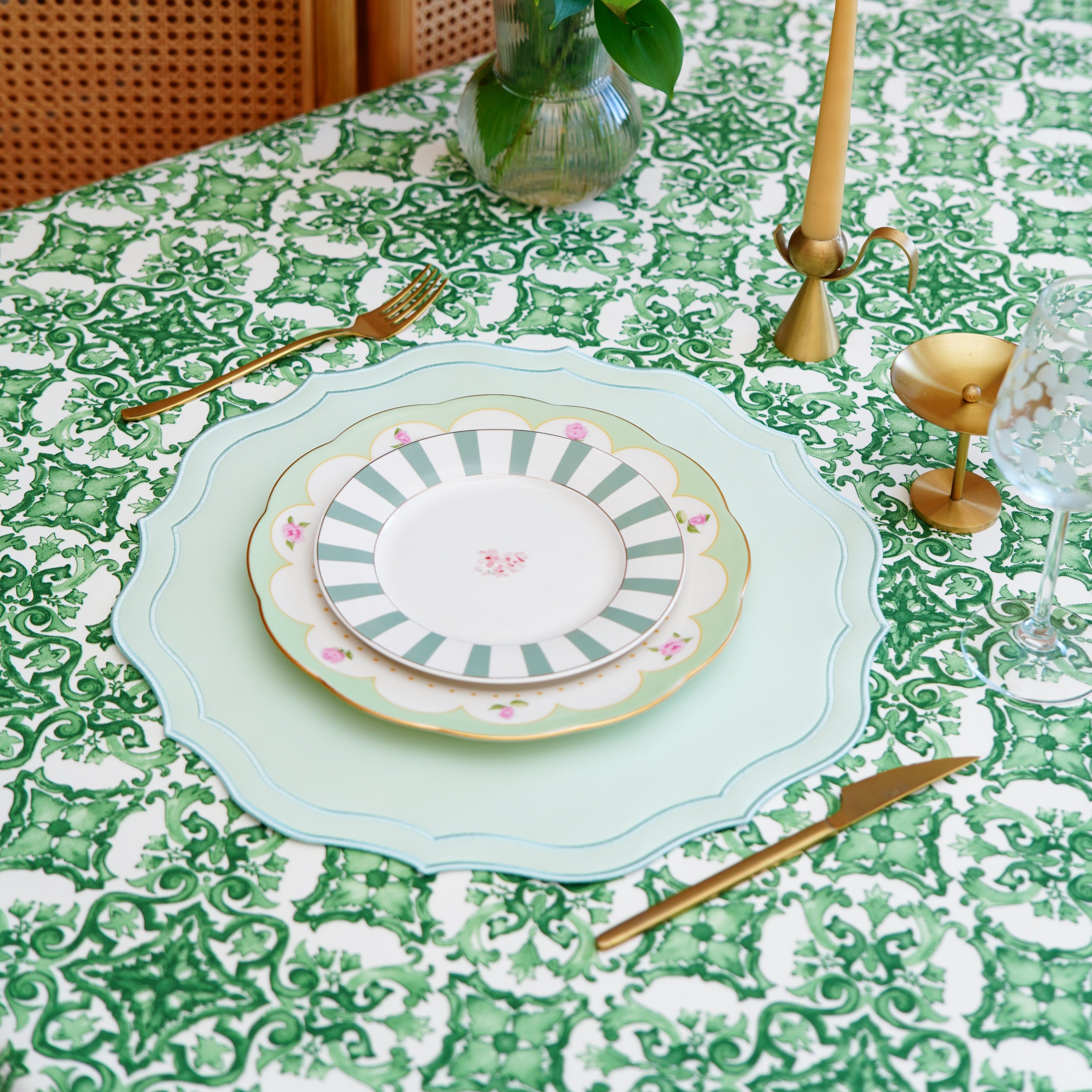 ORCHID LIGHT GREEN SQUARE FAUX LEATHER PLACEMAT