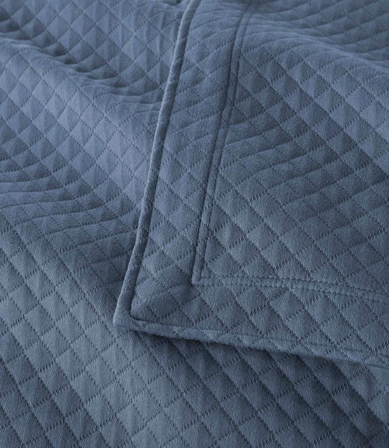 Oxford Matelassé Coverlet