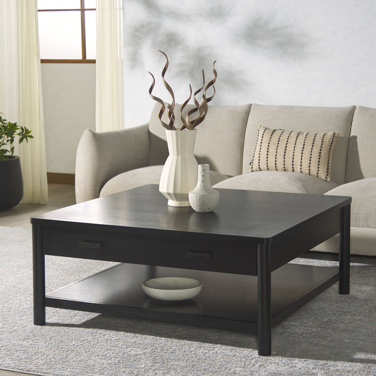 Jaylessa Wood 1 Drawer Coffee Table in Black