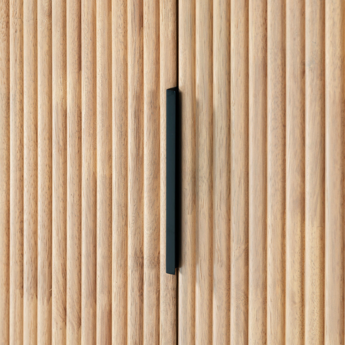 Shelbie 3 Door Reeded Sideboard And TV Stand in Oak and Black