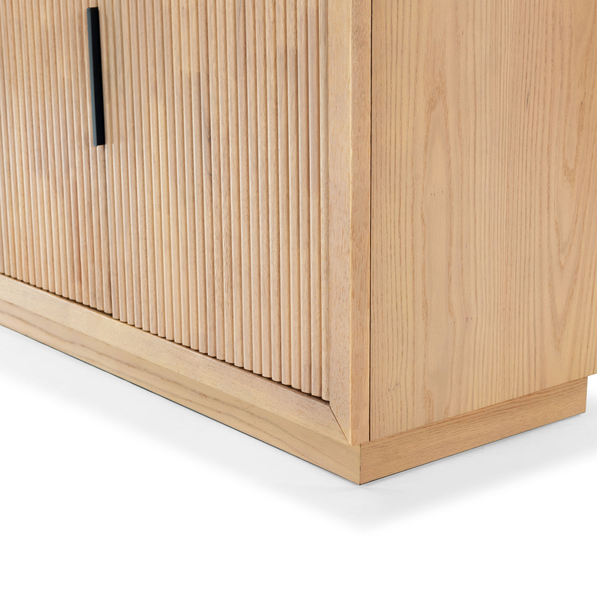 Shelbie 3 Door Reeded Sideboard And TV Stand in Oak and Black