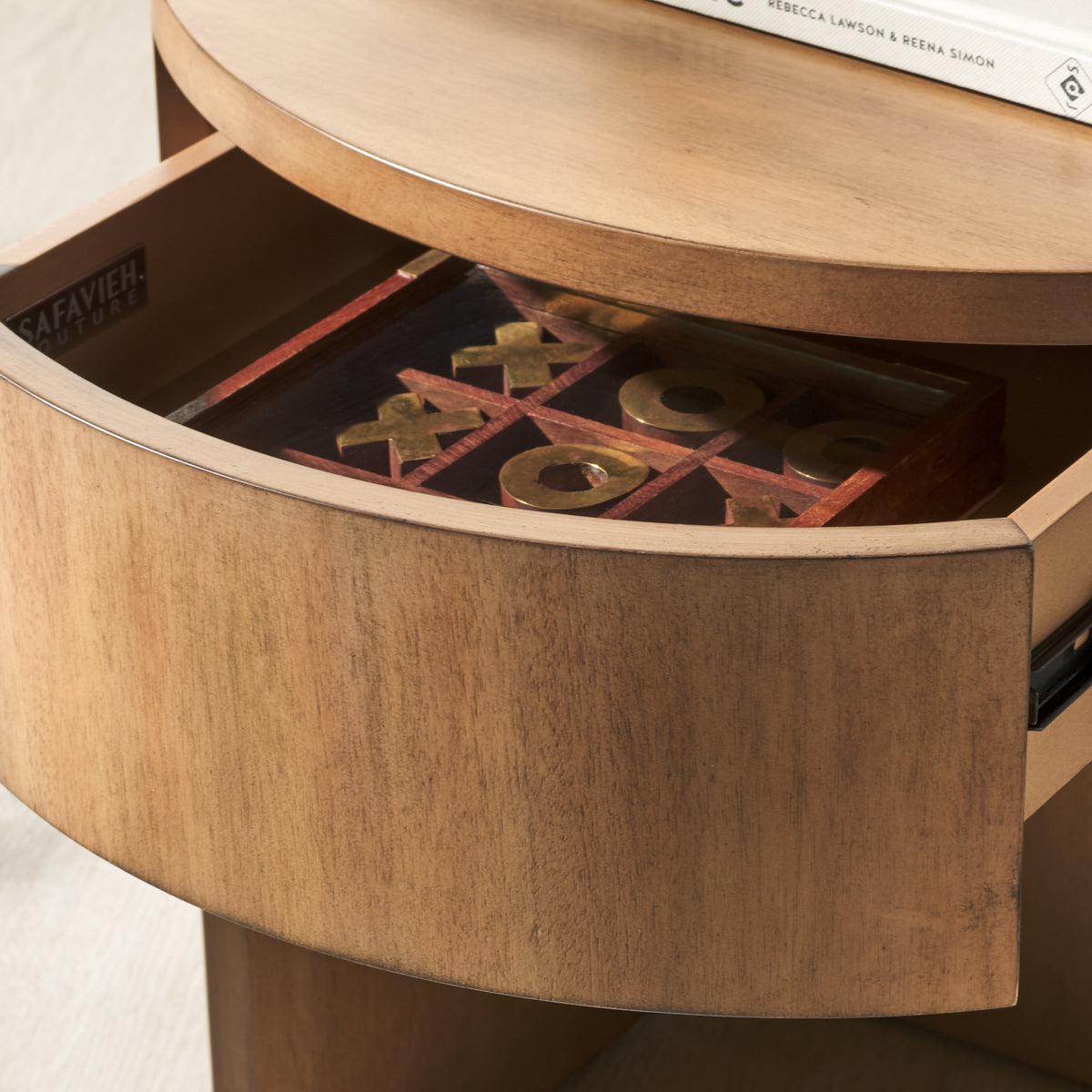 Daiya Round 1 Drawer Wood Nightstand in Natural