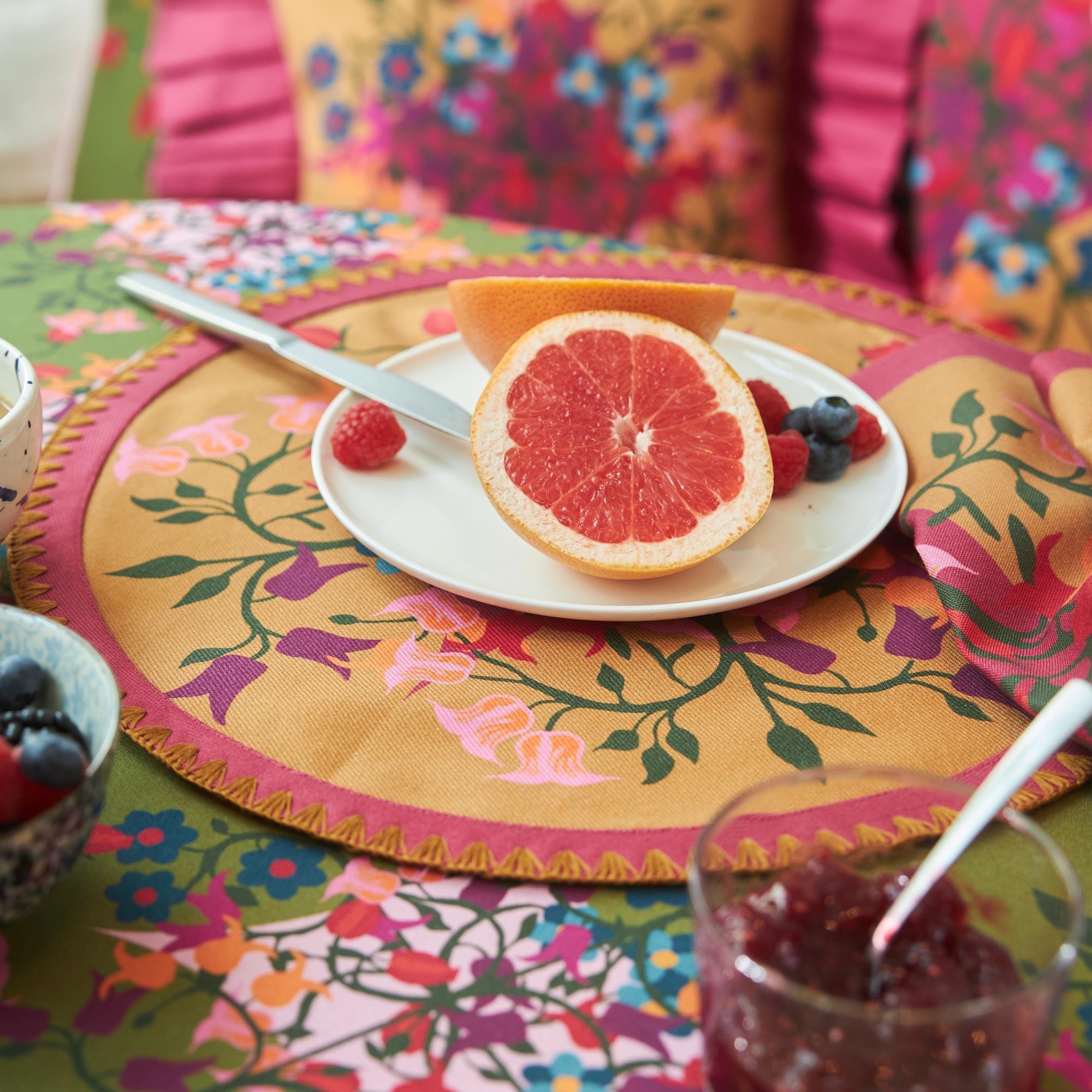 Round Placemat in Orange with Blumen Print (Set of 6)
